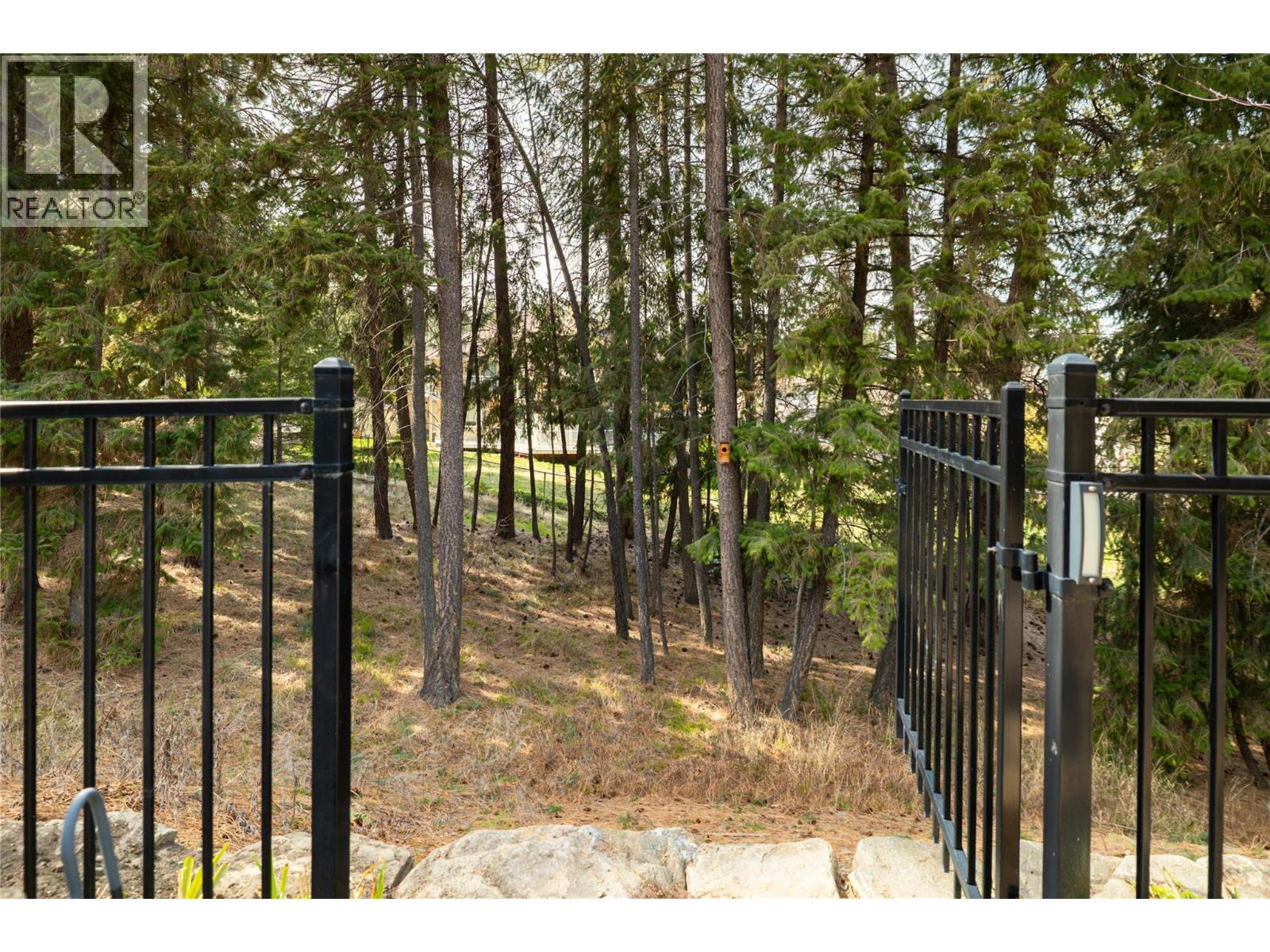 4149 Gallaghers Fairway S, Kelowna, British Columbia  V1W 5G3 - Photo 27 - 10380458