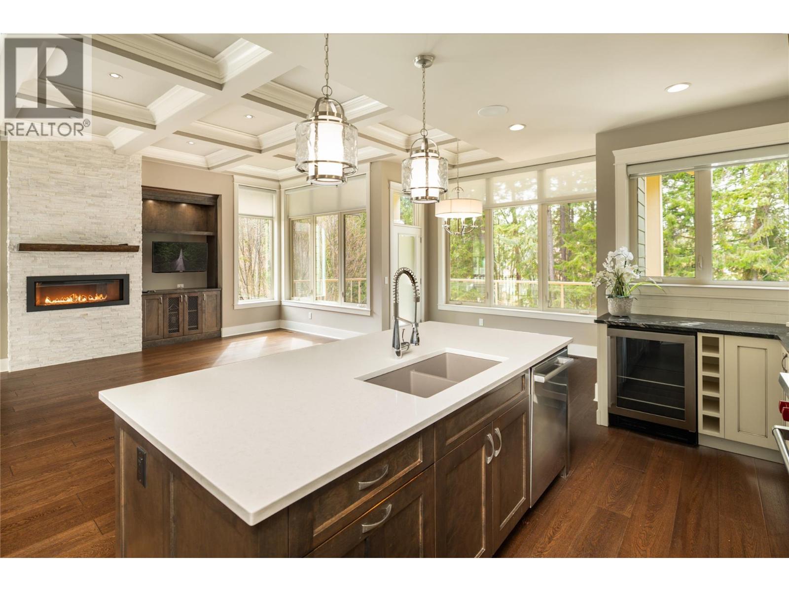 4149 Gallaghers Fairway S, Kelowna, British Columbia  V1W 5G3 - Photo 6 - 10380458