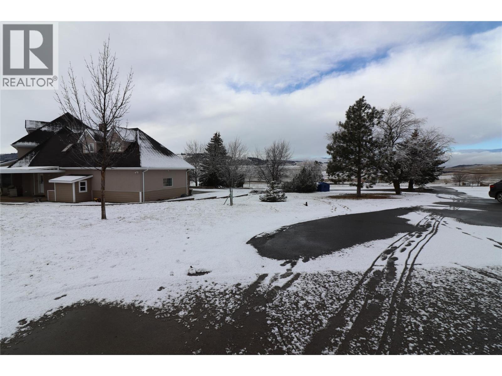 3100 Princeton Kamloops Highway, Kamloops, British Columbia  V2E 2G8 - Photo 29 - 10381993