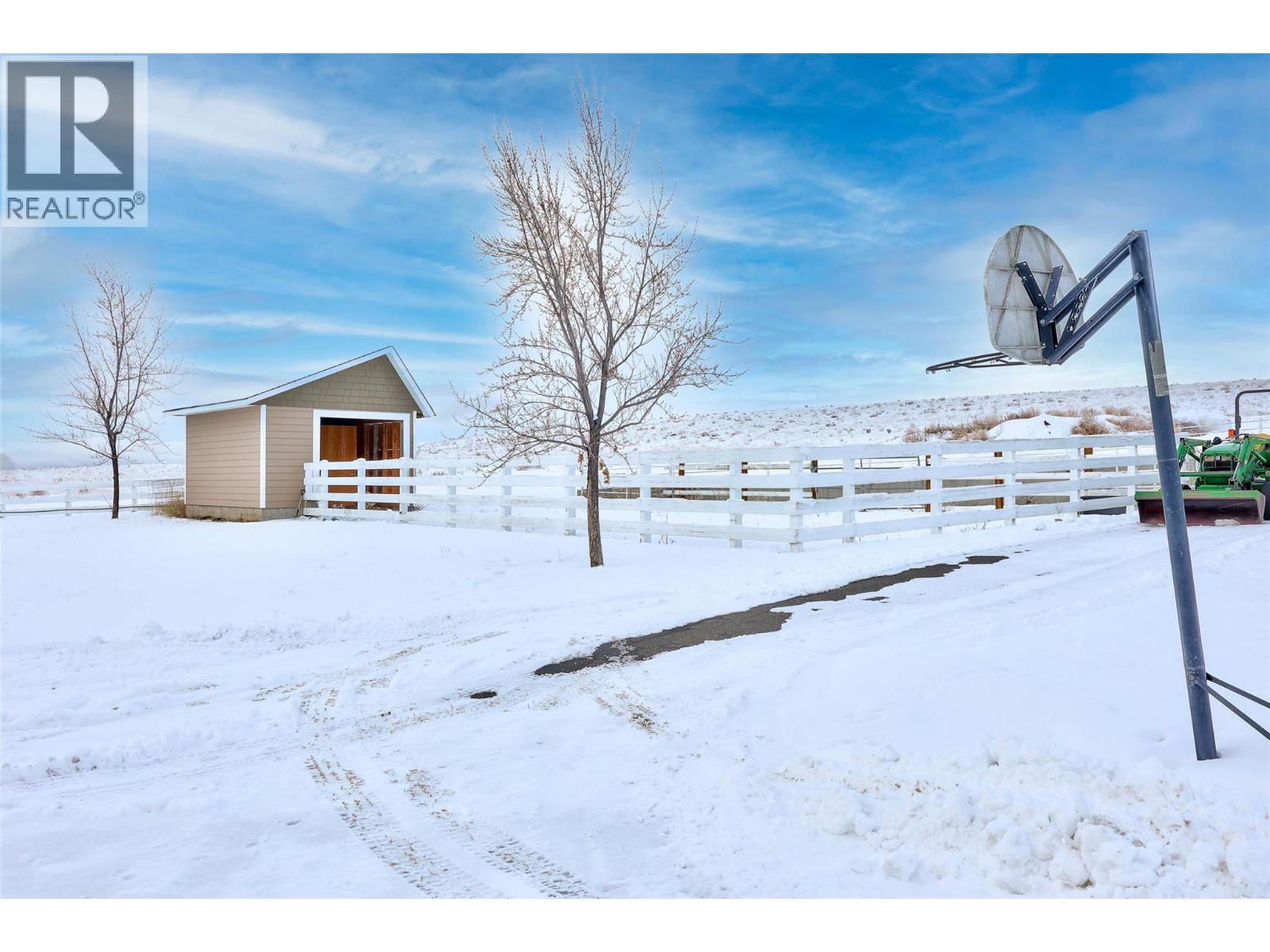 3100 Princeton Kamloops Highway, Kamloops, British Columbia  V2E 2G8 - Photo 67 - 10381993