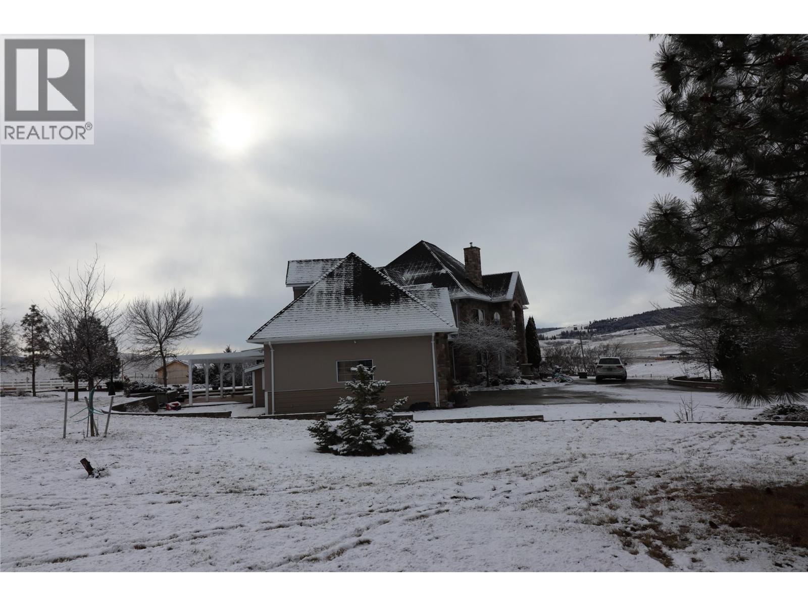3100 Princeton Kamloops Highway, Kamloops, British Columbia  V2E 2G8 - Photo 7 - 10381993