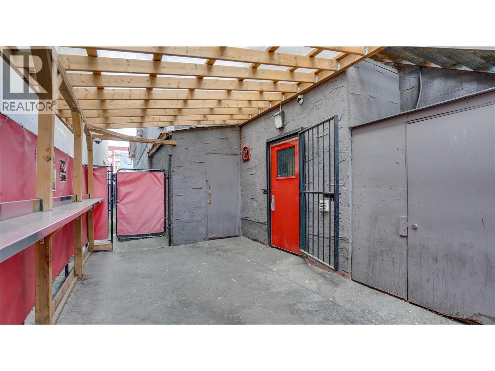 2900 29 Avenue, Vernon, British Columbia  V1T 1Y7 - Photo 27 - 10381962