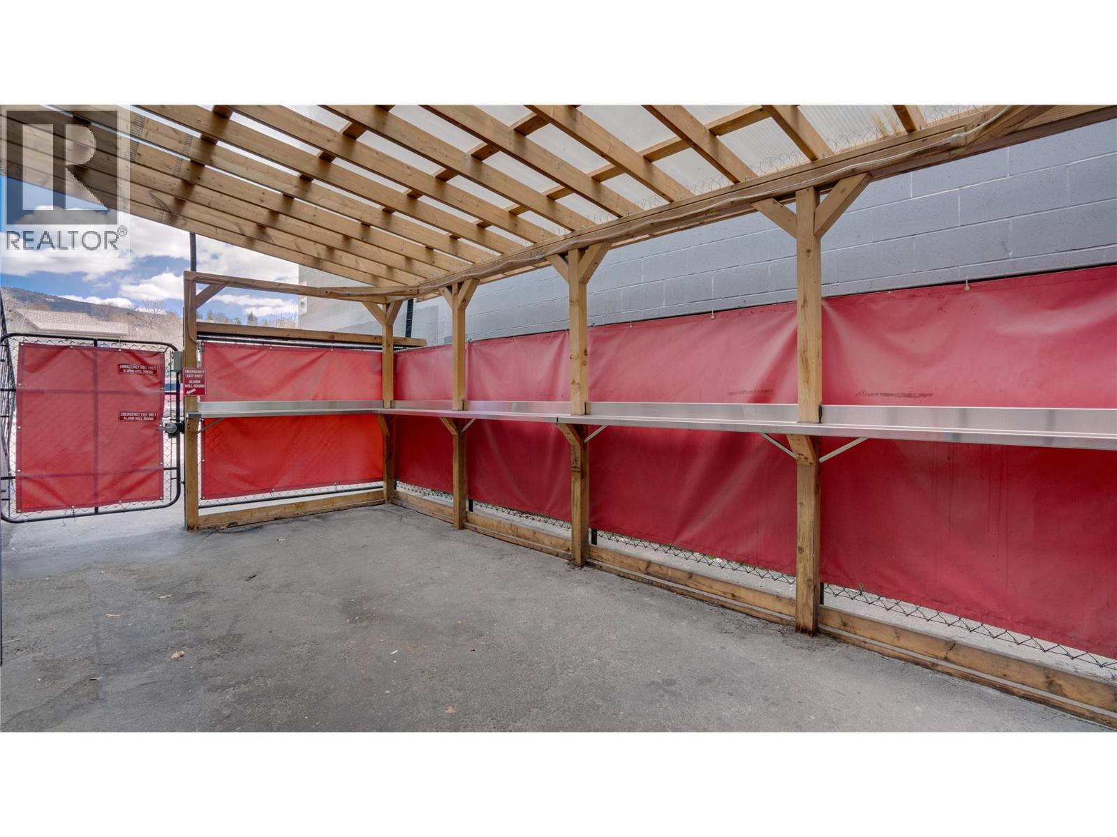 2900 29 Avenue, Vernon, British Columbia  V1T 1Y7 - Photo 28 - 10381962