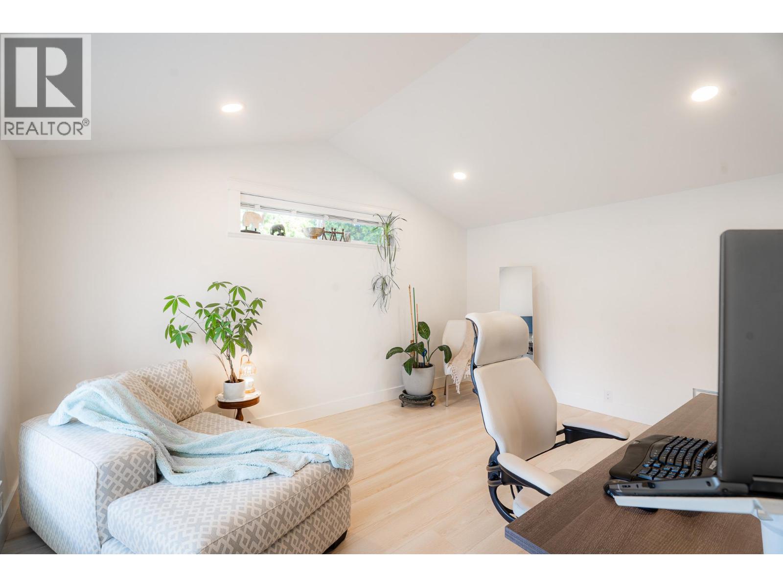 603 Porterfield Road, Kamloops, British Columbia  V2B 6M5 - Photo 5 - 10381712