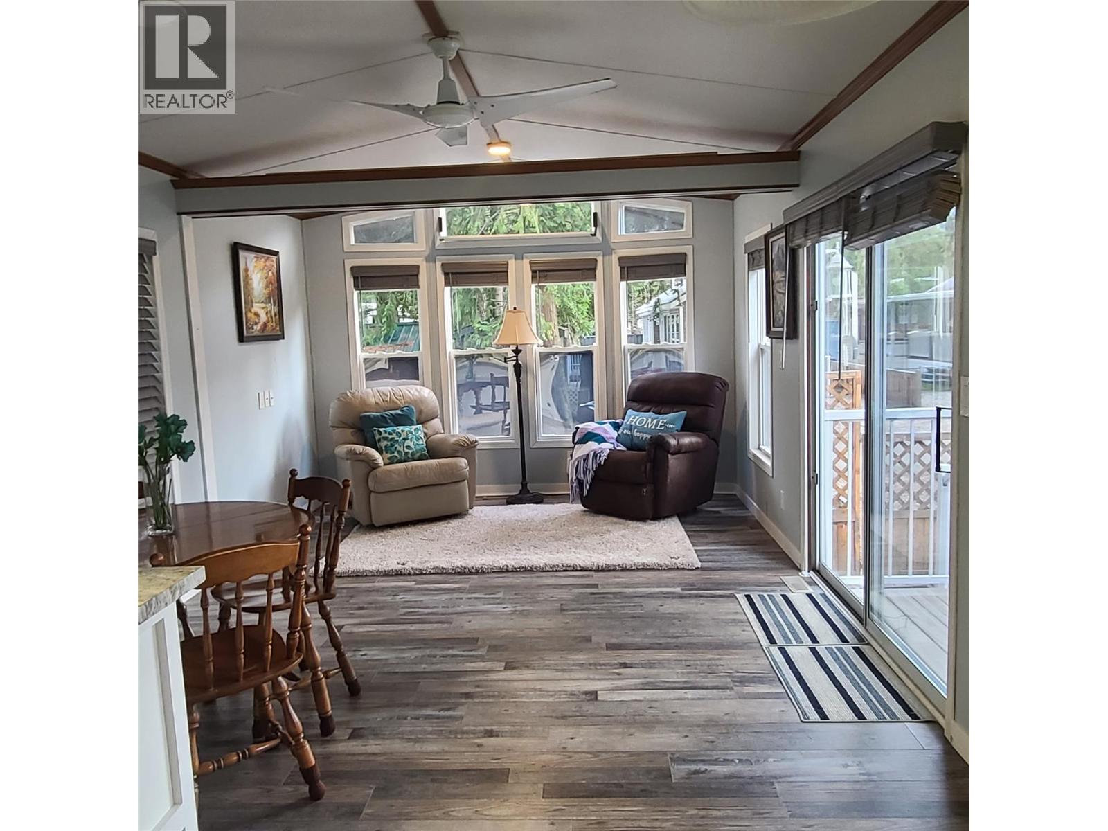 3980 Squilax Anglemont Road Unit# 8, Scotch Creek, British Columbia  V0E 1M5 - Photo 10 - 10380943