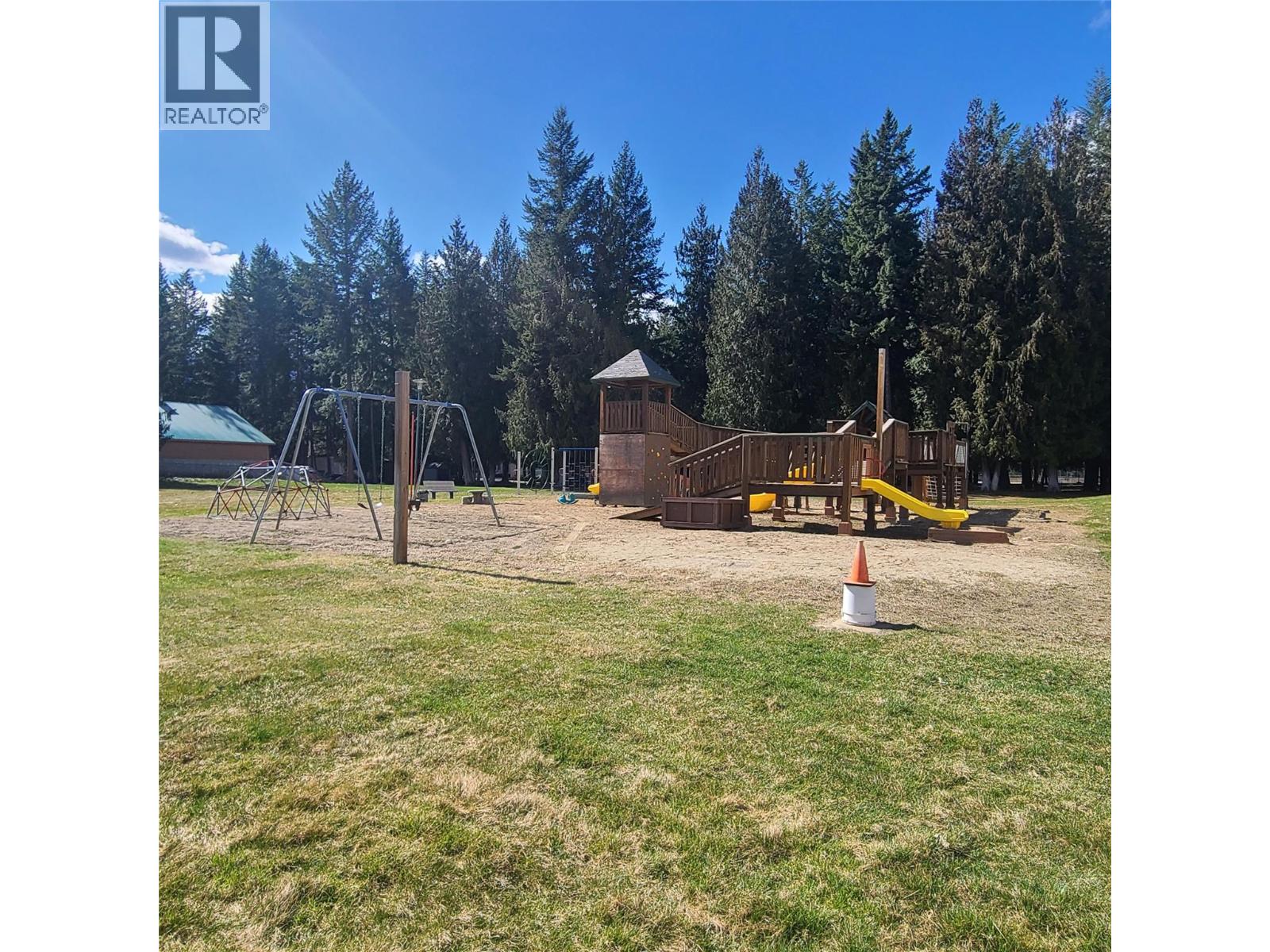 3980 Squilax Anglemont Road Unit# 8, Scotch Creek, British Columbia  V0E 1M5 - Photo 37 - 10380943