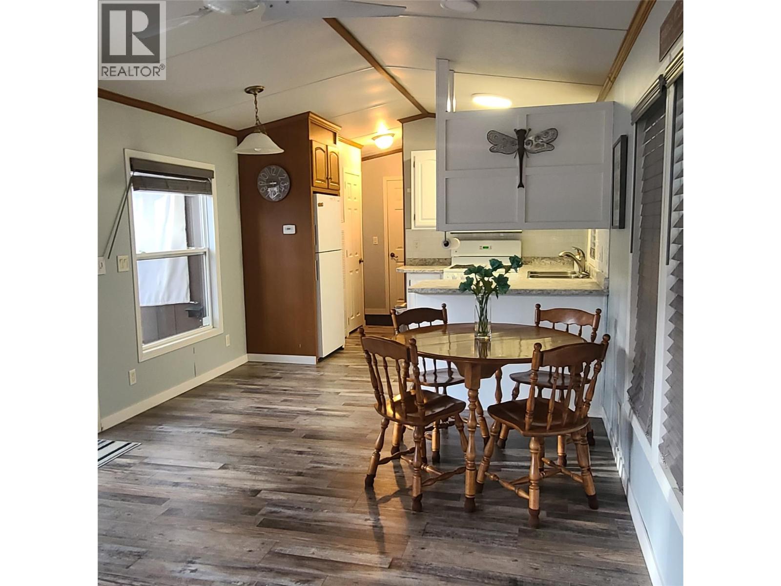 3980 Squilax Anglemont Road Unit# 8, Scotch Creek, British Columbia  V0E 1M5 - Photo 7 - 10380943