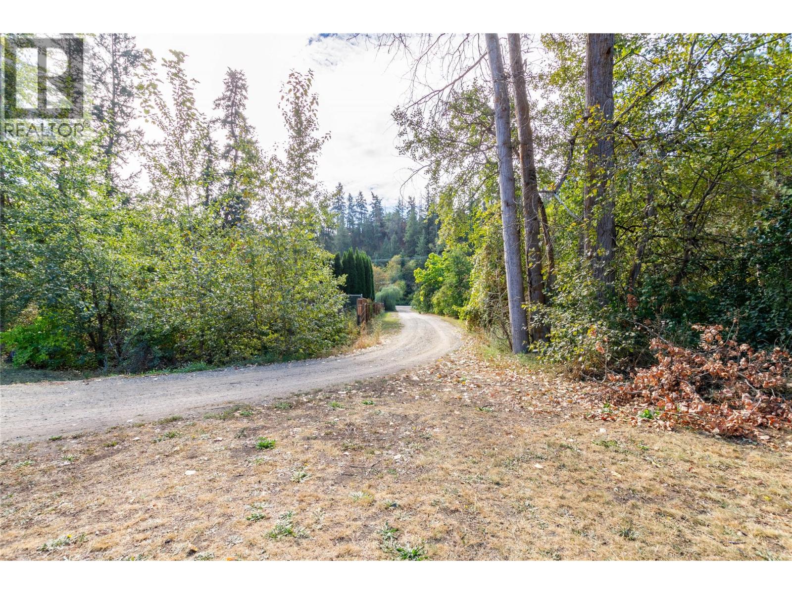 1065 Bx Road, Vernon, British Columbia  V1B 3K2 - Photo 14 - 10382008