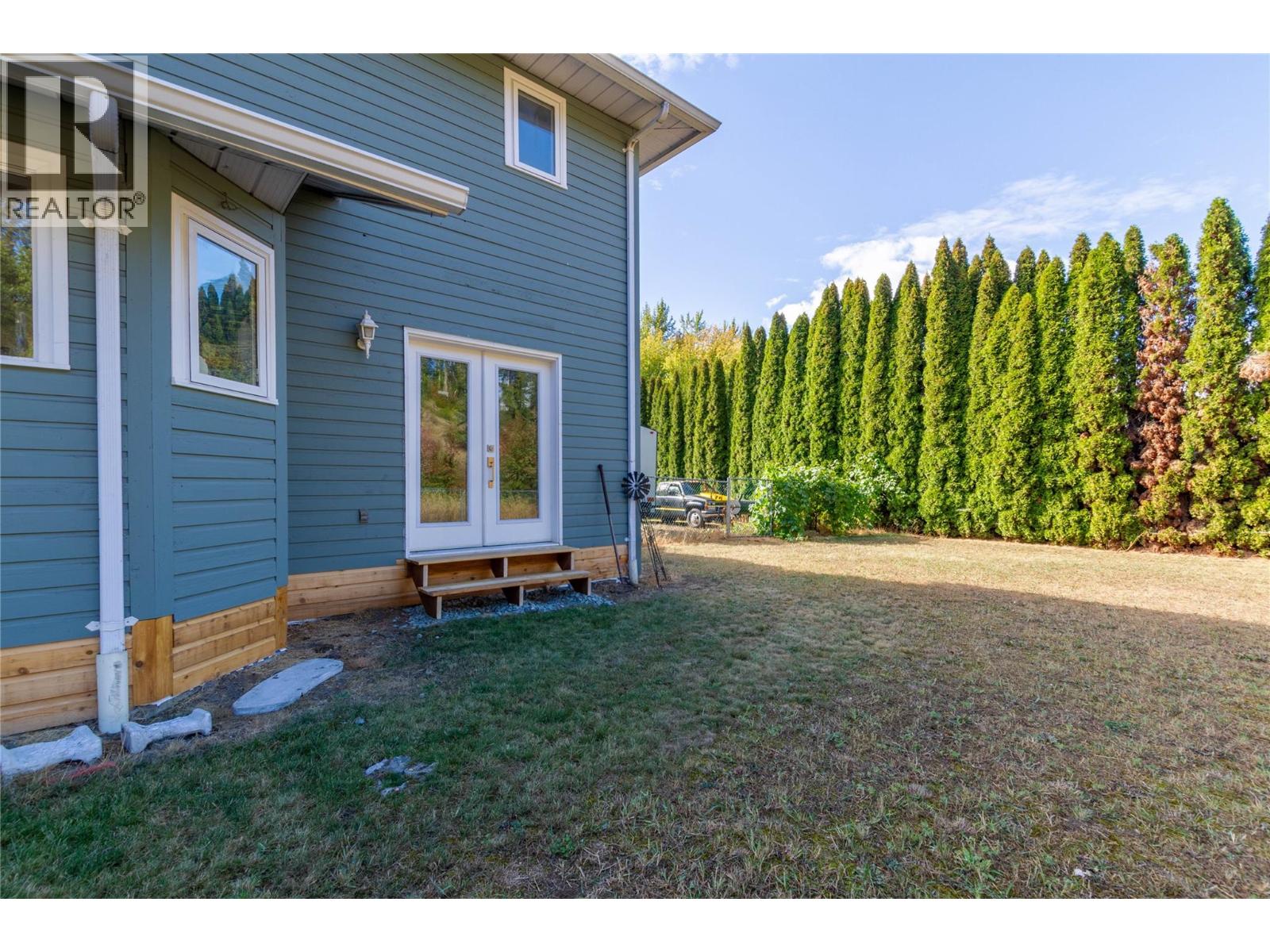 1065 Bx Road, Vernon, British Columbia  V1B 3K2 - Photo 17 - 10382008