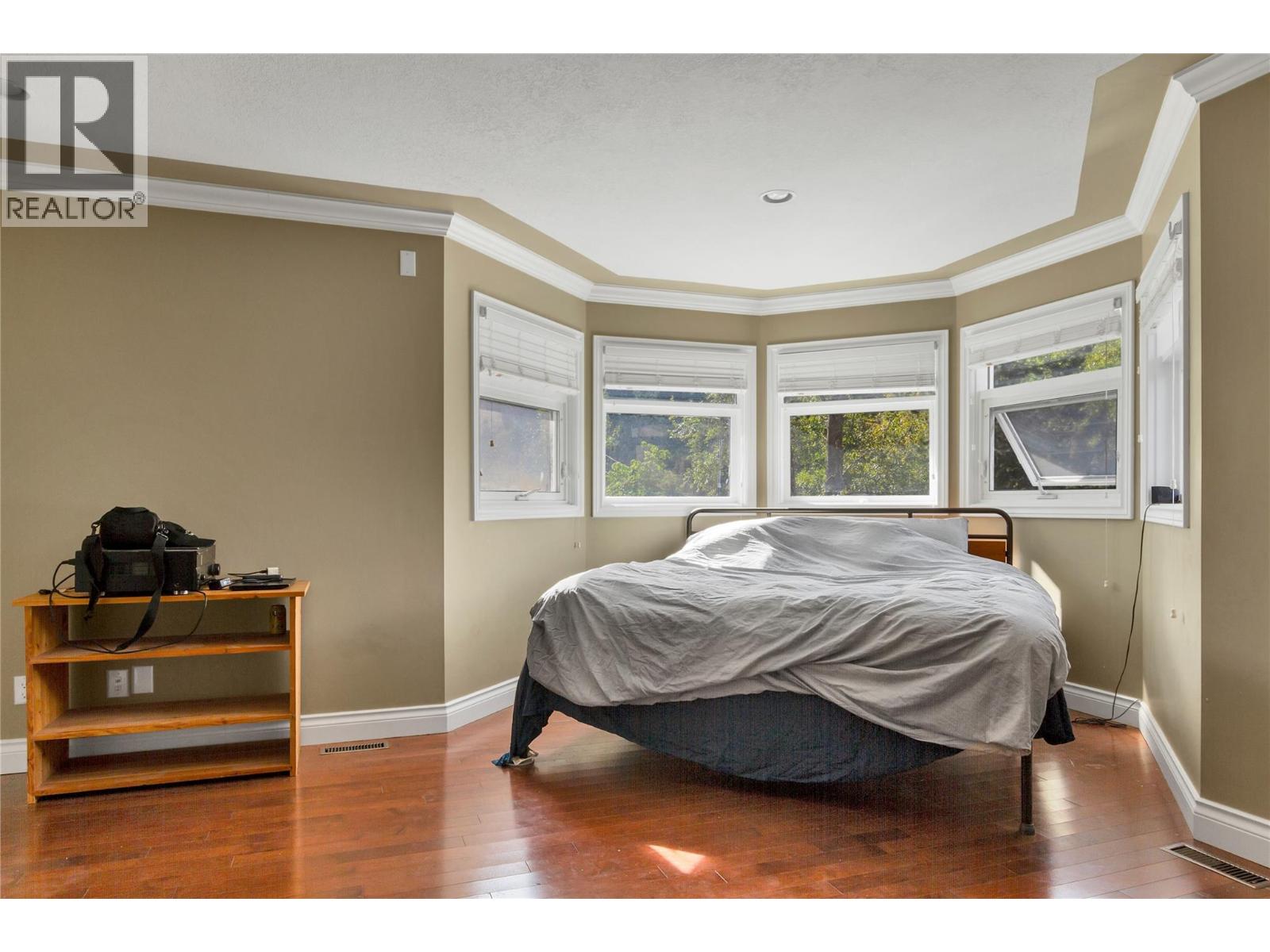 1065 Bx Road, Vernon, British Columbia  V1B 3K2 - Photo 35 - 10382008