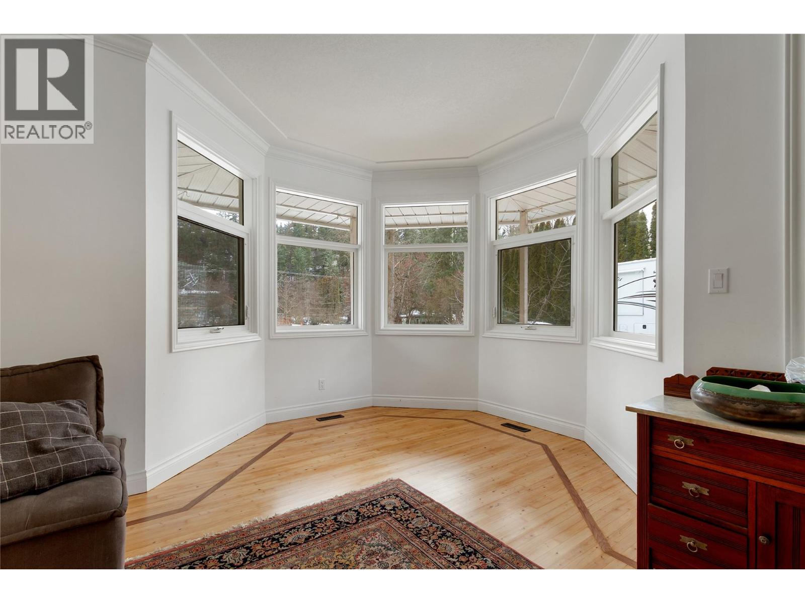 1065 Bx Road, Vernon, British Columbia  V1B 3K2 - Photo 8 - 10382008