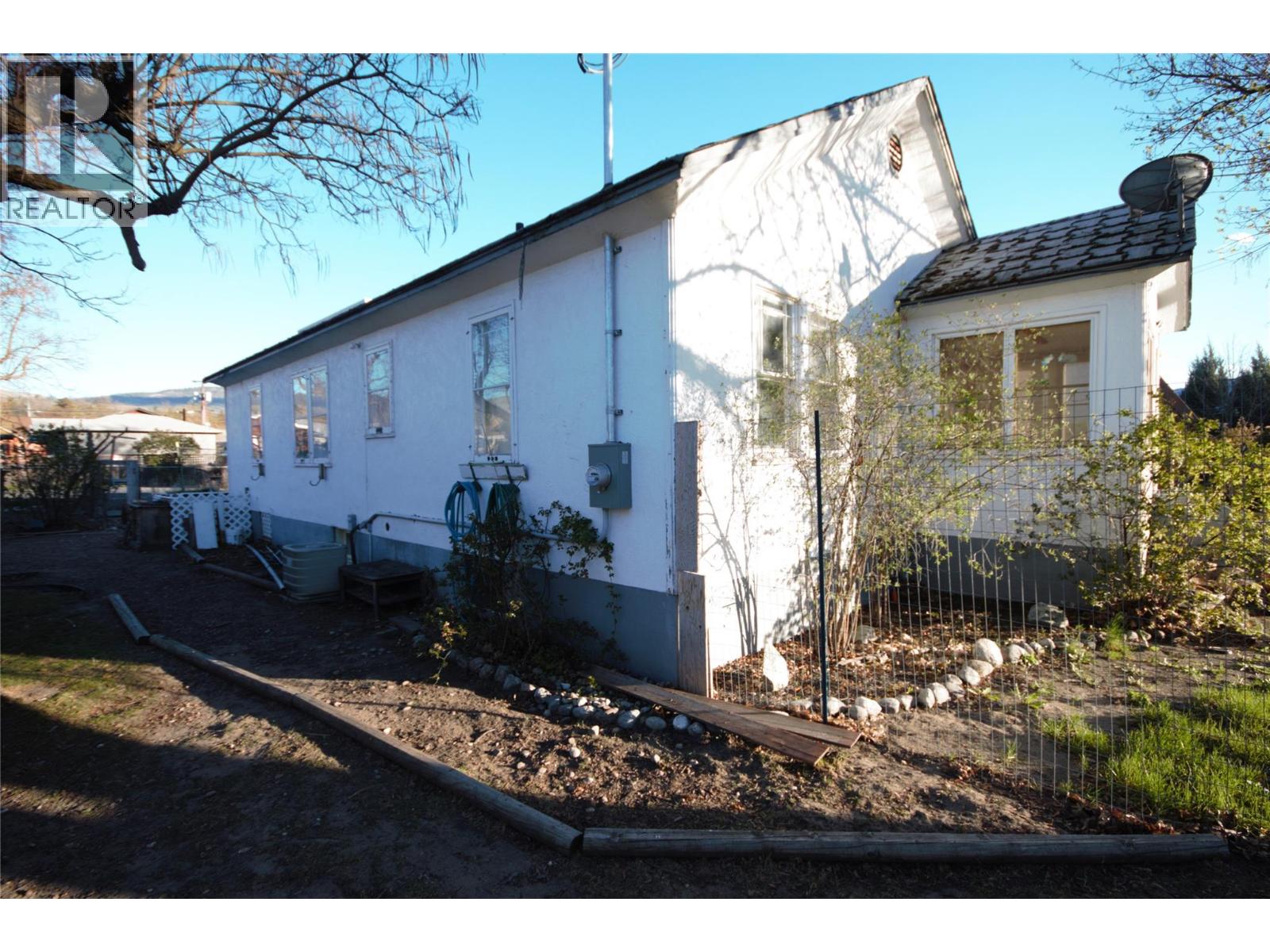 6449 Park Drive, Oliver, British Columbia  V0H 1T3 - Photo 8 - 10381891