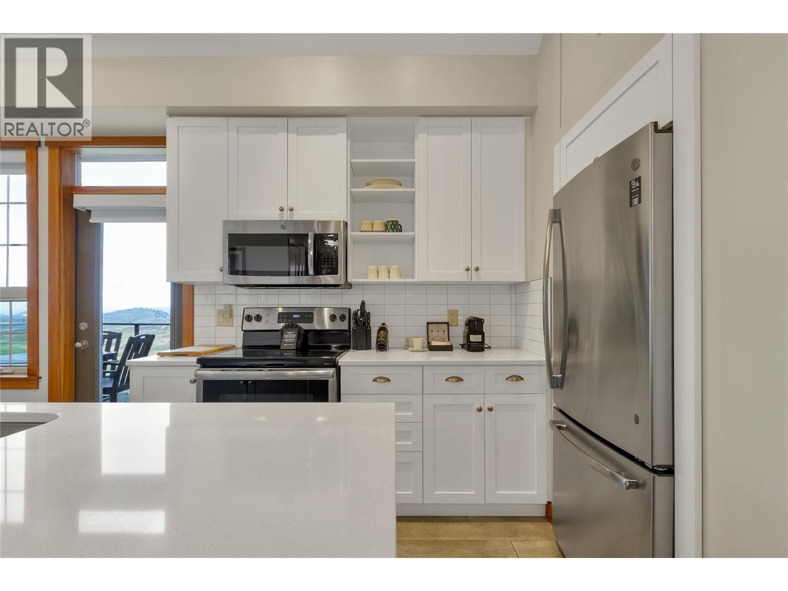 105 Village Centre Court Unit# 422, Vernon, British Columbia  V1H 1Y8 - Photo 12 - 10381805