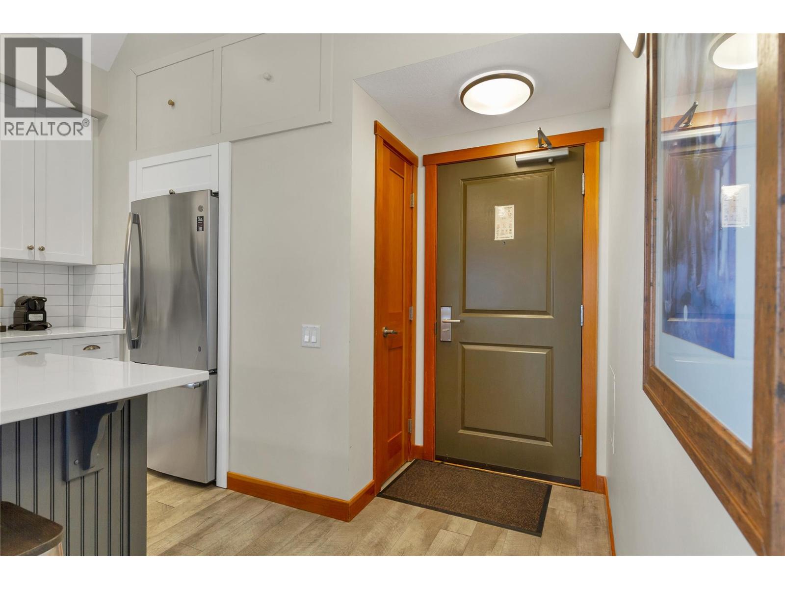 105 Village Centre Court Unit# 422, Vernon, British Columbia  V1H 1Y8 - Photo 4 - 10381805