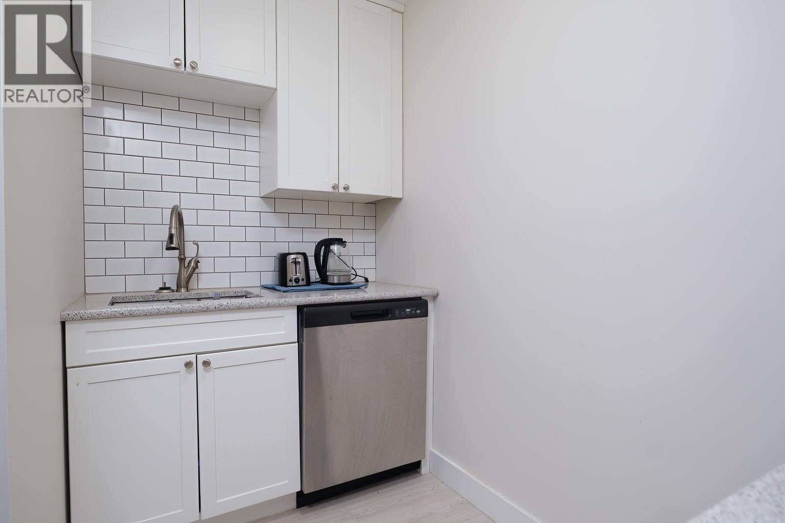 1510 Nickelplate Road Unit# 208, Rossland, British Columbia  V0G 1Y0 - Photo 7 - 10381346