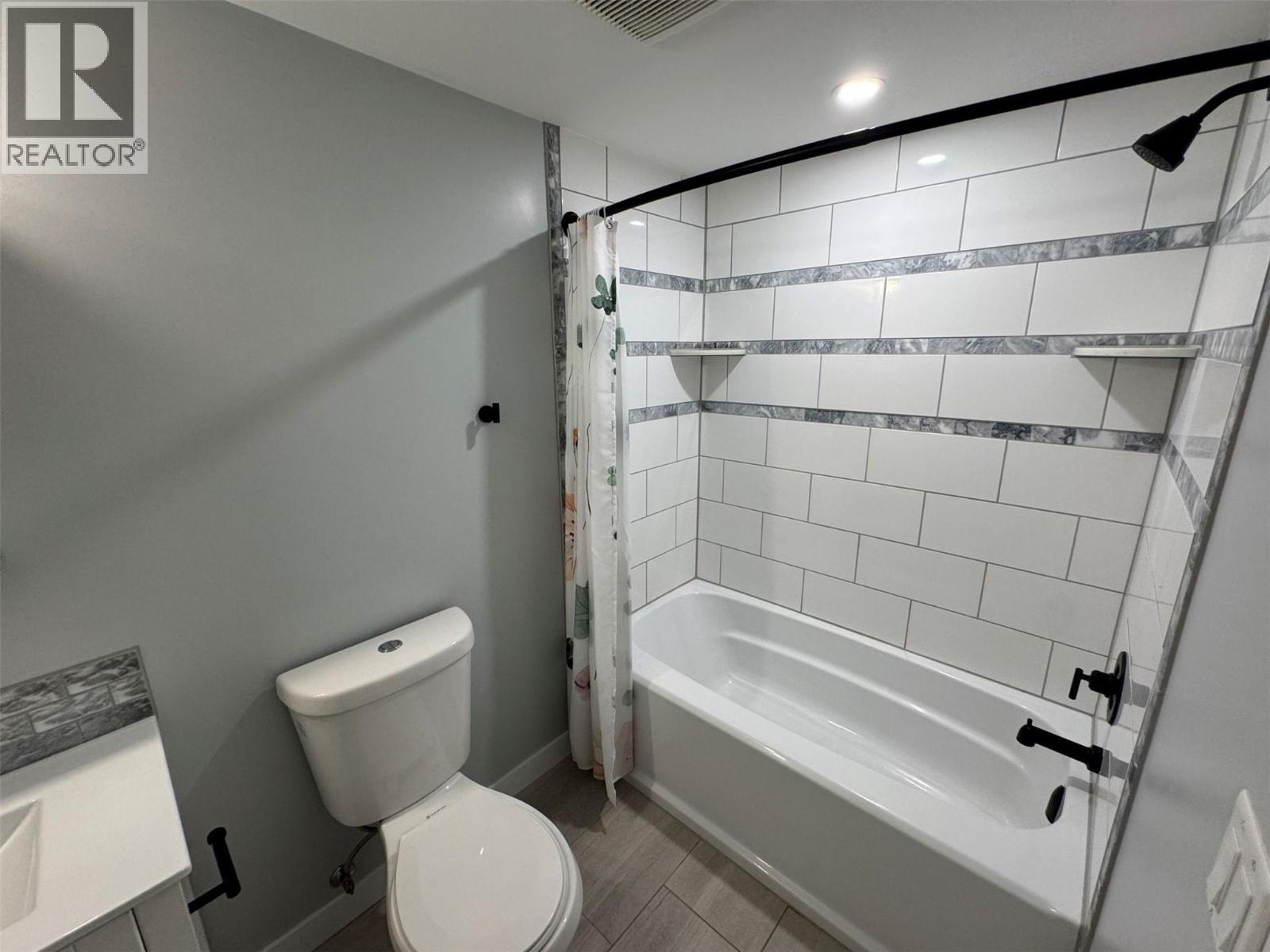 2680 75 Avenue Unit# B, Grand Forks, British Columbia  V0H 1H2 - Photo 20 - 10382018