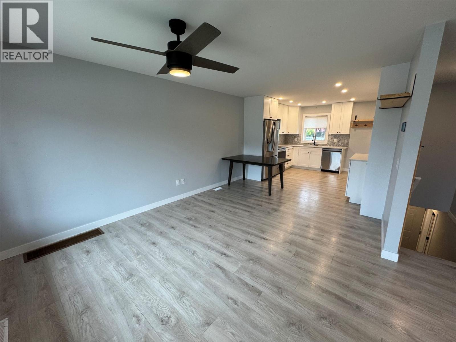 2680 75 Avenue Unit# B, Grand Forks, British Columbia  V0H 1H2 - Photo 3 - 10382018