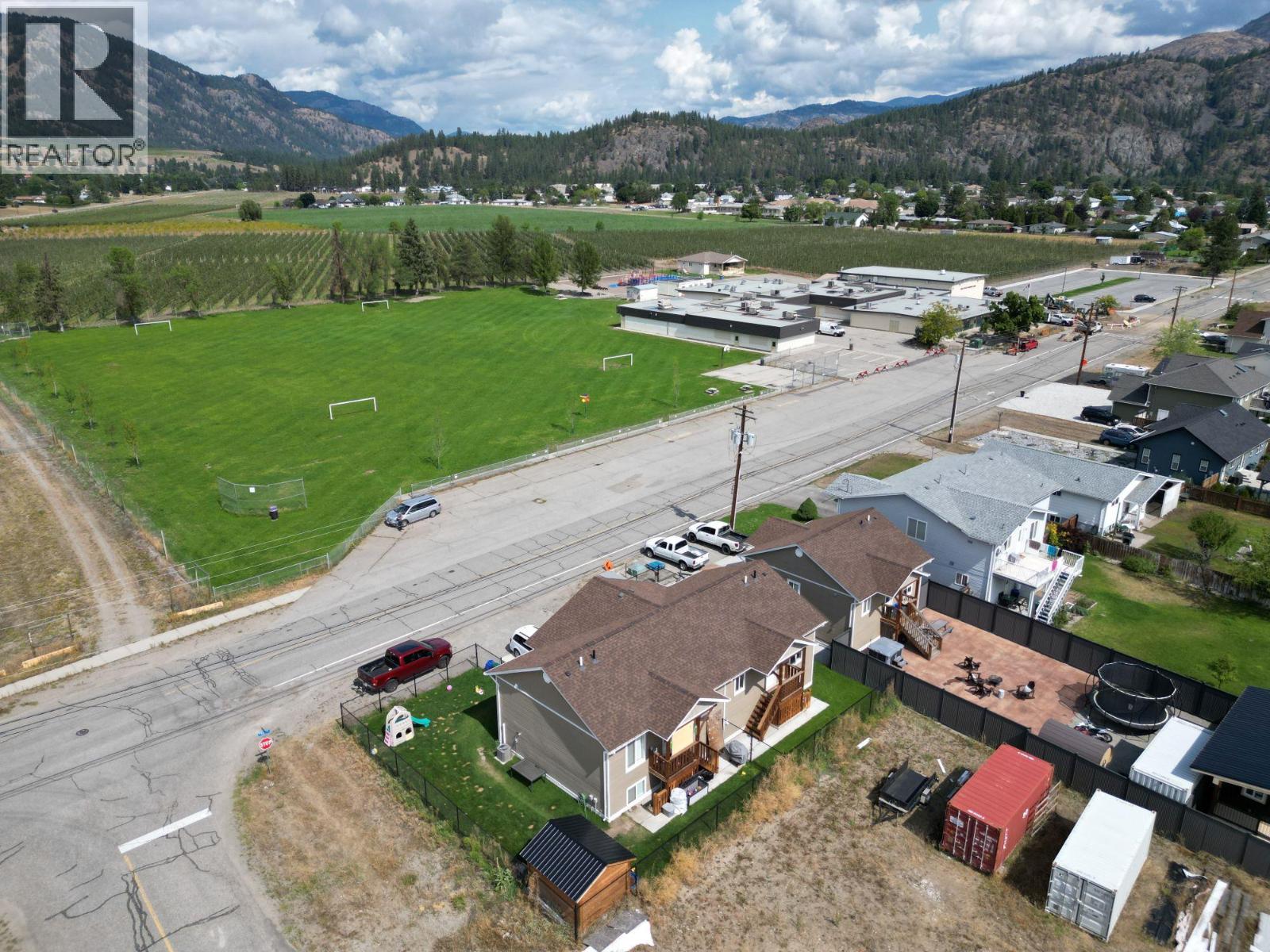 2680 75 Avenue Unit# B, Grand Forks, British Columbia  V0H 1H2 - Photo 35 - 10382018
