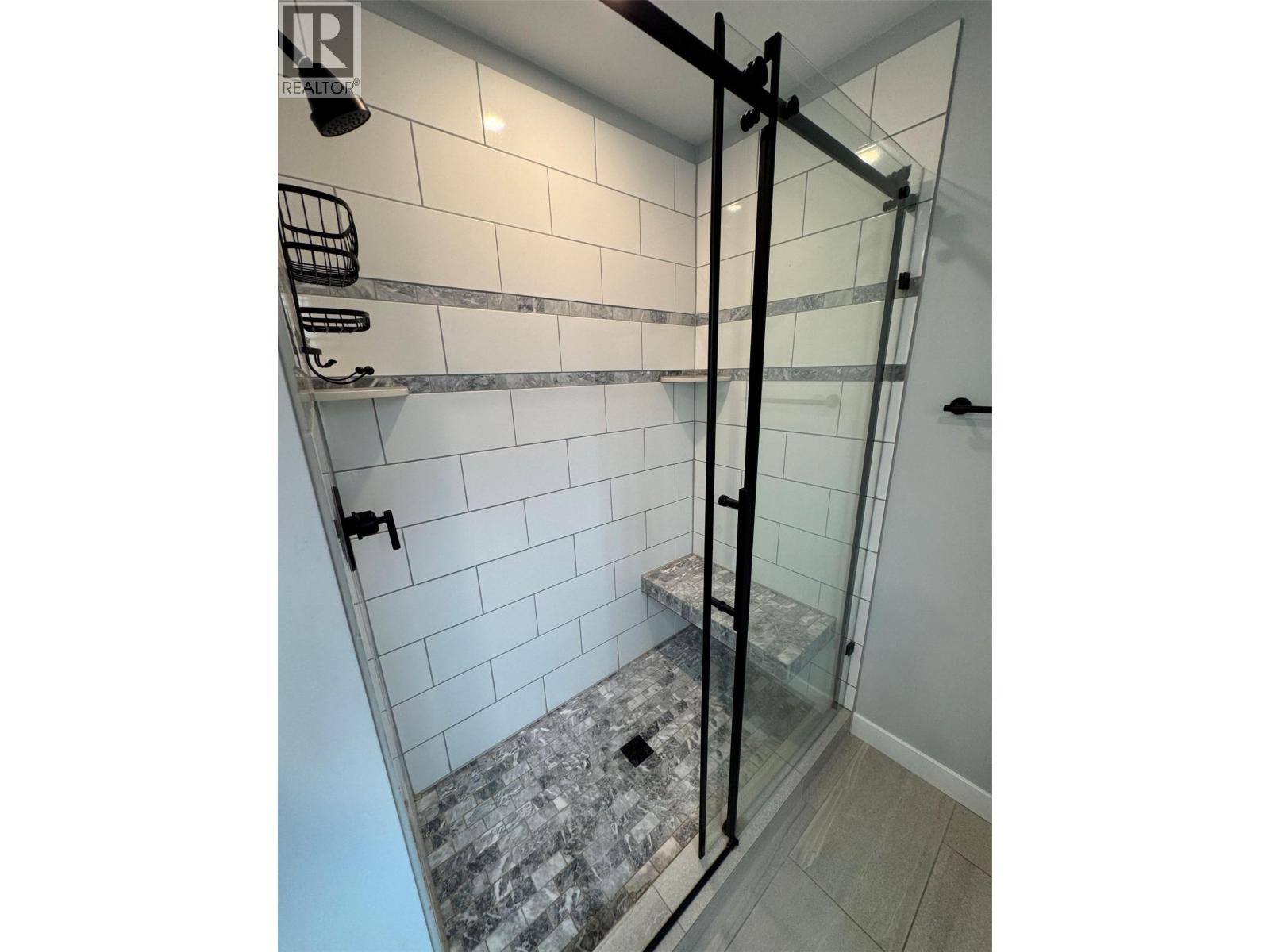 2680 75 Avenue Unit# B, Grand Forks, British Columbia  V0H 1H2 - Photo 9 - 10382018