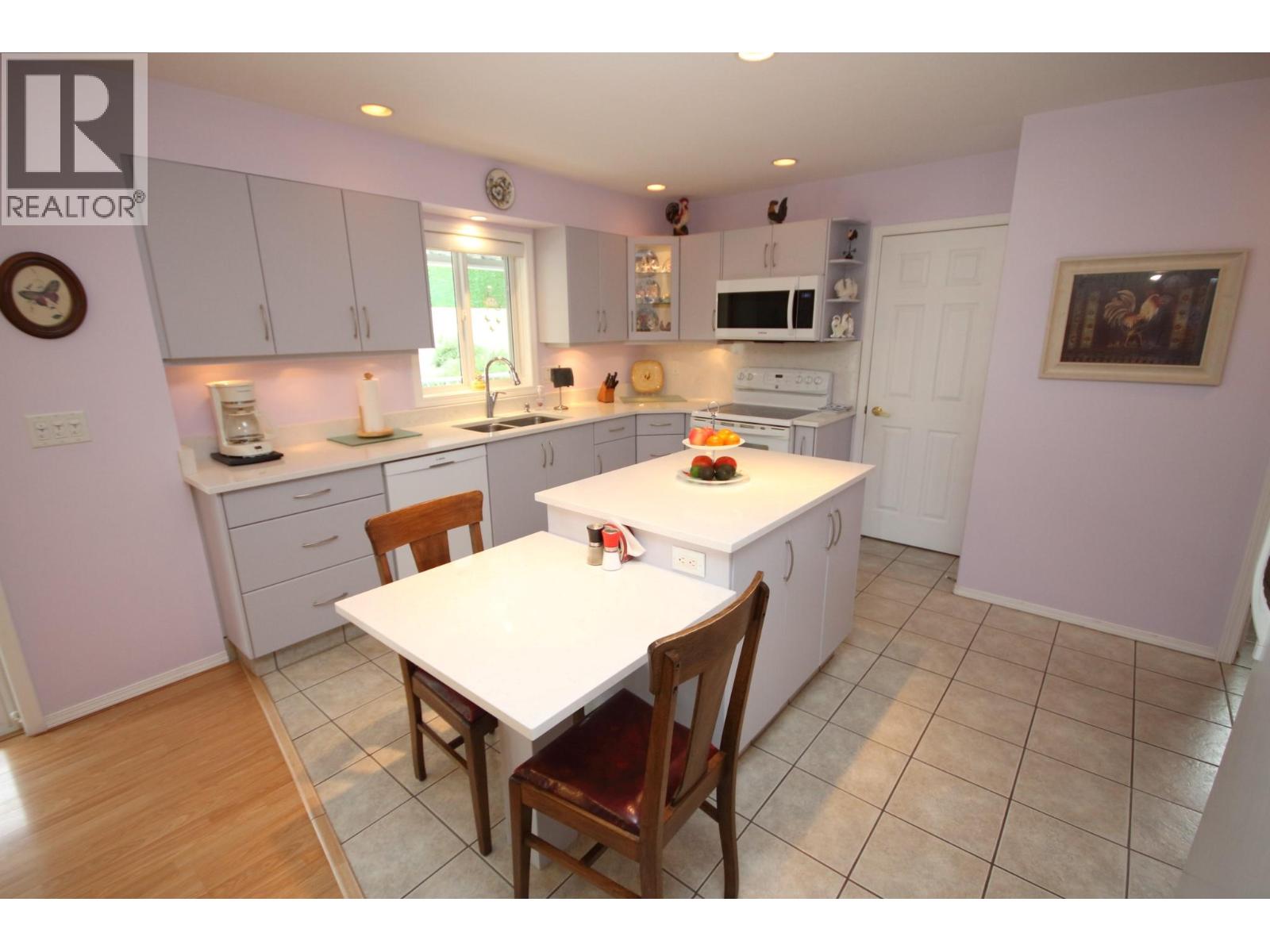 957 Morningstar Road, Oliver, British Columbia  V0H 1T6 - Photo 7 - 10381912