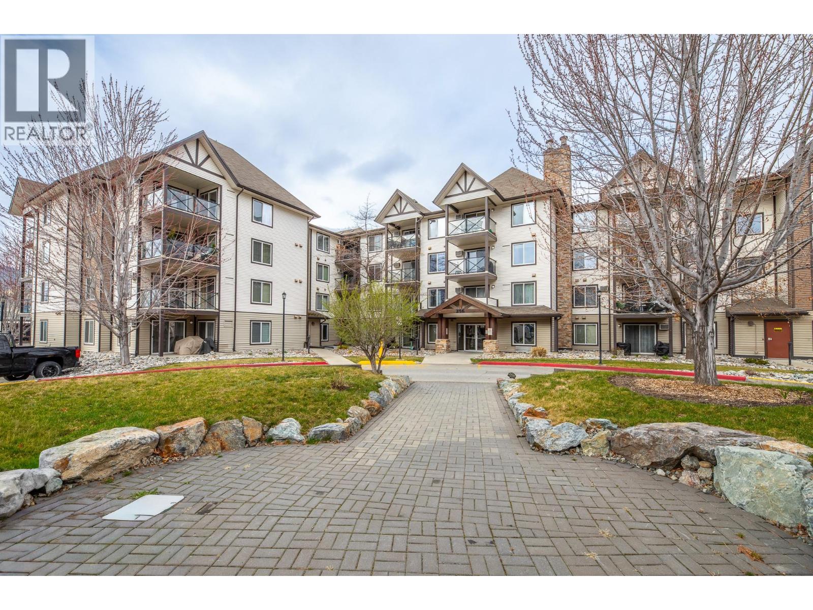 256 Hastings Avenue Unit# 203, Penticton, British Columbia  V2A 2V6 - Photo 1 - 10381602