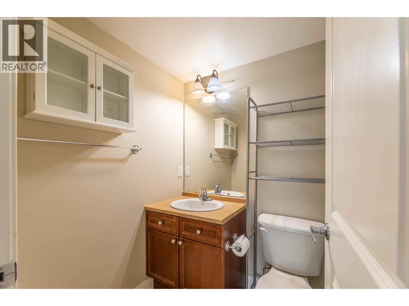 256 Hastings Avenue Unit# 203, Penticton, British Columbia  V2A 2V6 - Photo 19 - 10381602
