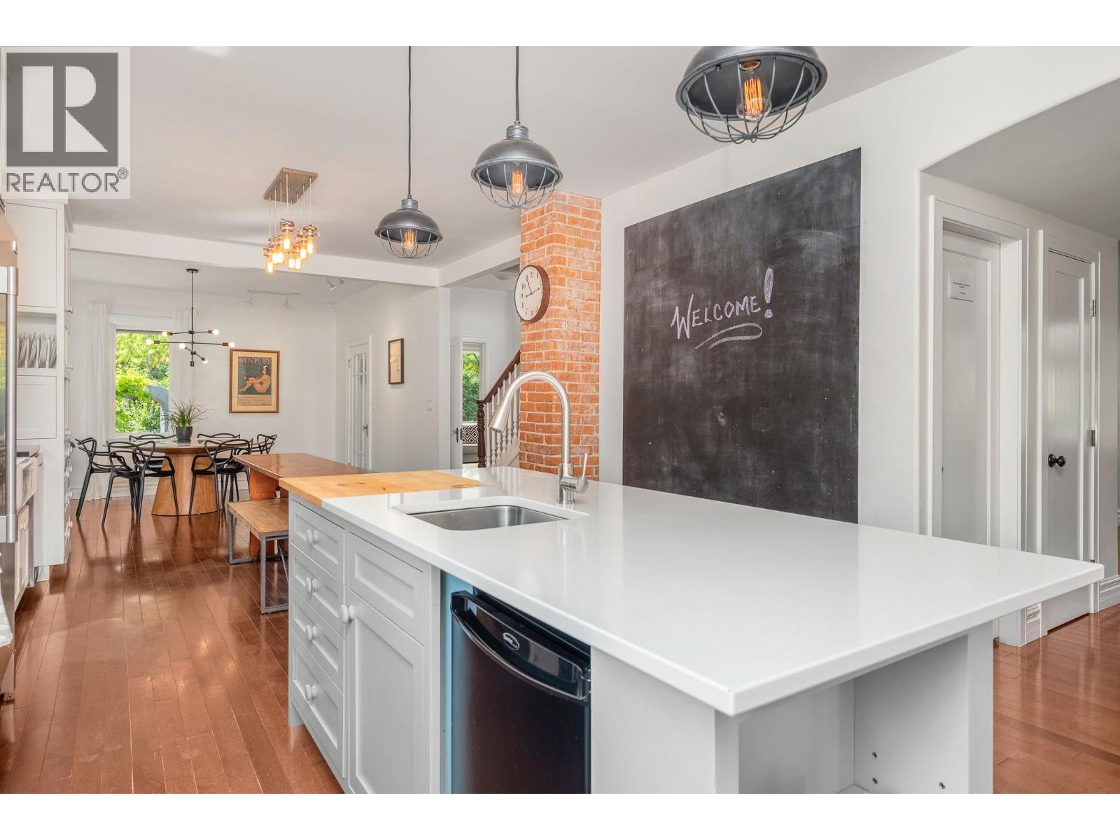 2501 30 Avenue, Vernon, British Columbia  V1T 2B4 - Photo 11 - 10381512