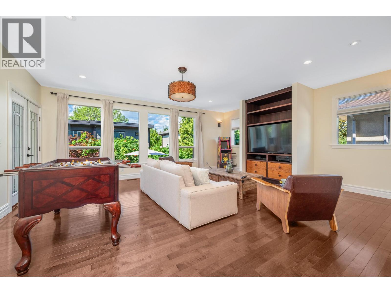 2501 30 Avenue, Vernon, British Columbia  V1T 2B4 - Photo 30 - 10381512