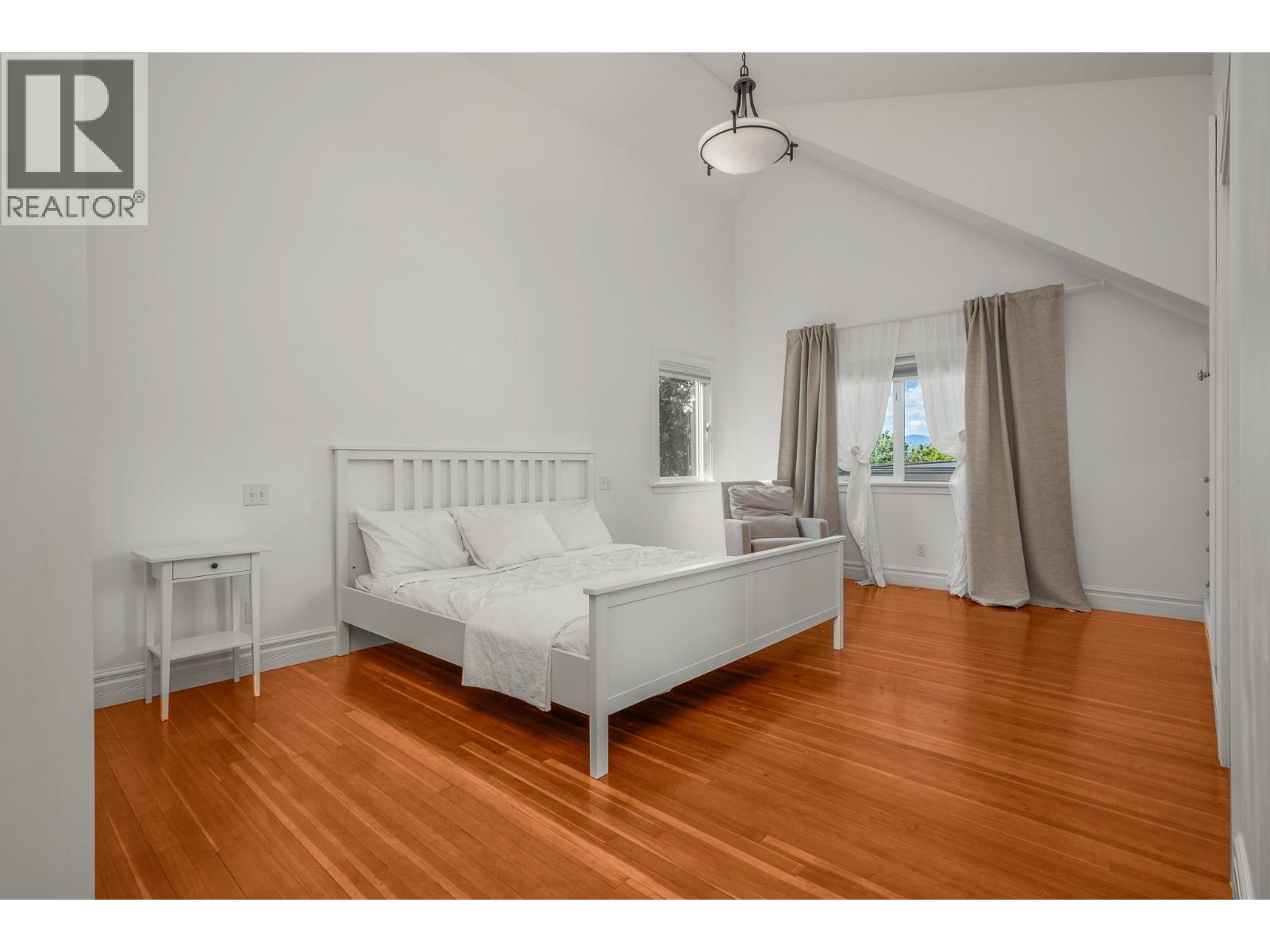 2501 30 Avenue, Vernon, British Columbia  V1T 2B4 - Photo 34 - 10381512