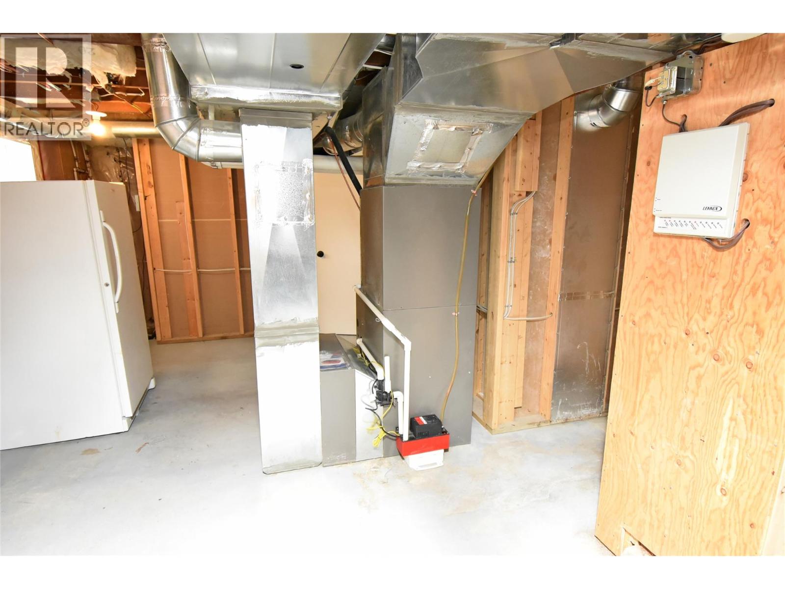 2501 30 Avenue, Vernon, British Columbia  V1T 2B4 - Photo 80 - 10381512