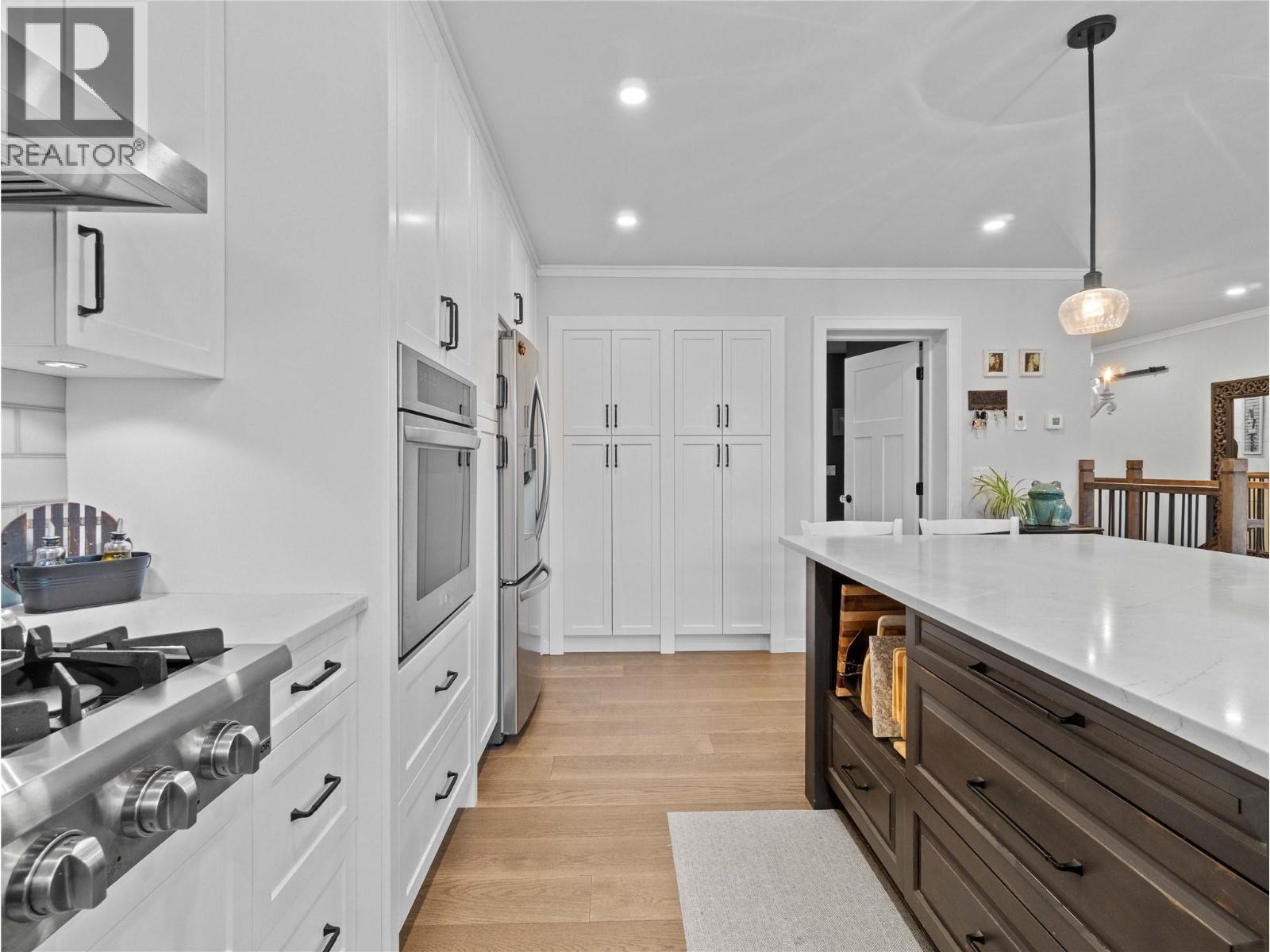 2511 Parkview Place, Blind Bay, British Columbia  V0E 1H2 - Photo 12 - 10381959