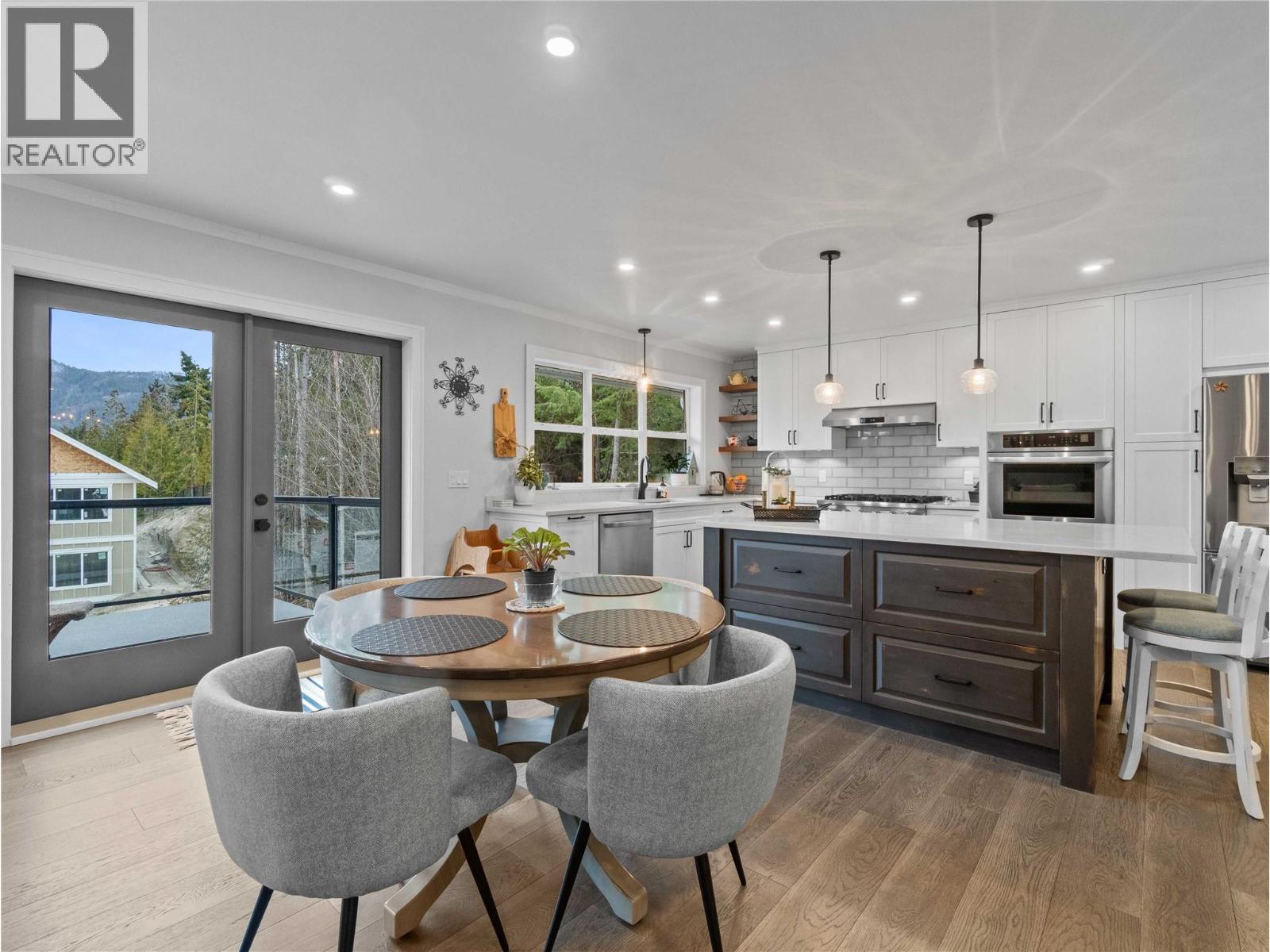 2511 Parkview Place, Blind Bay, British Columbia  V0E 1H2 - Photo 18 - 10381959