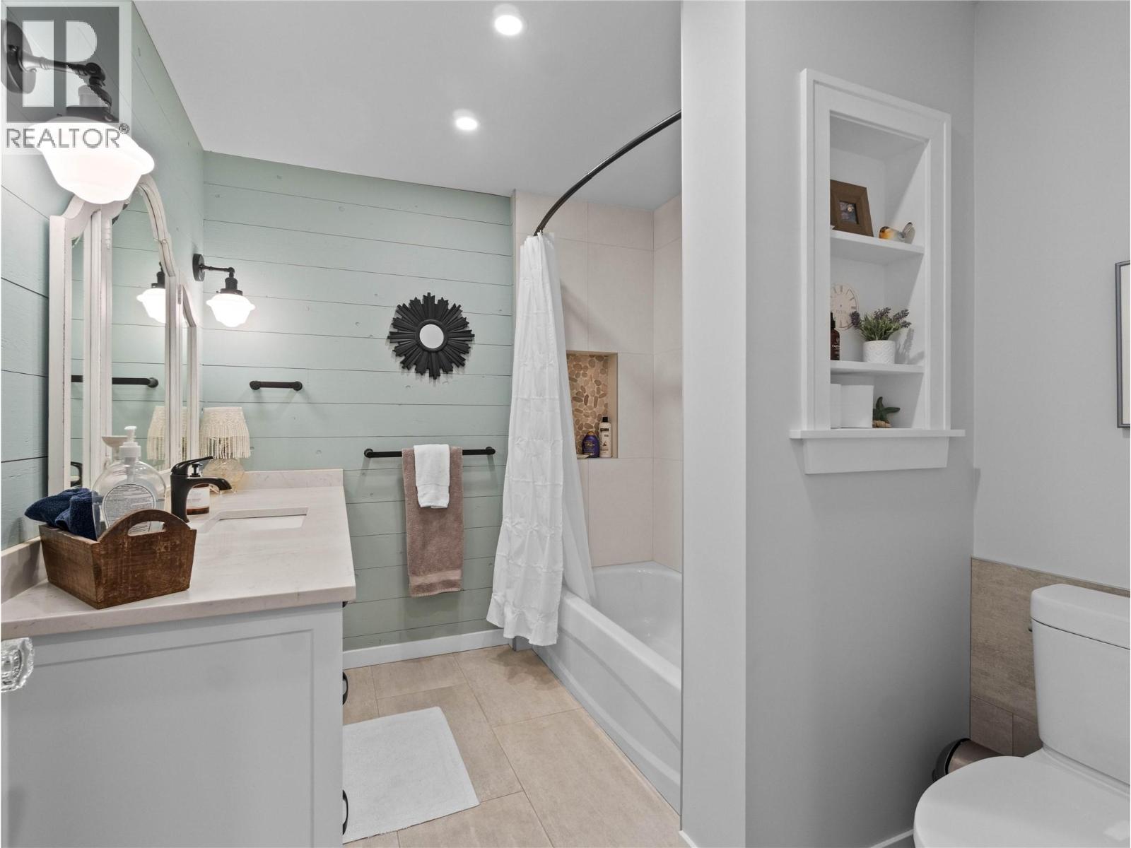 2511 Parkview Place, Blind Bay, British Columbia  V0E 1H2 - Photo 27 - 10381959