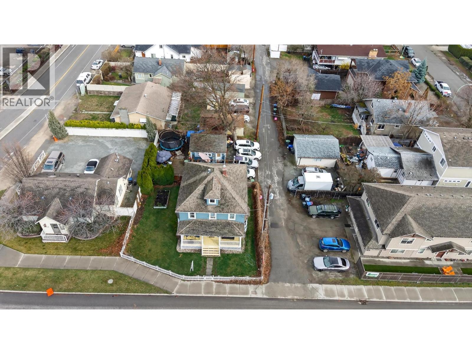 2319 Pandosy Street, Kelowna, British Columbia  V1Y 1T4 - Photo 31 - 10381905