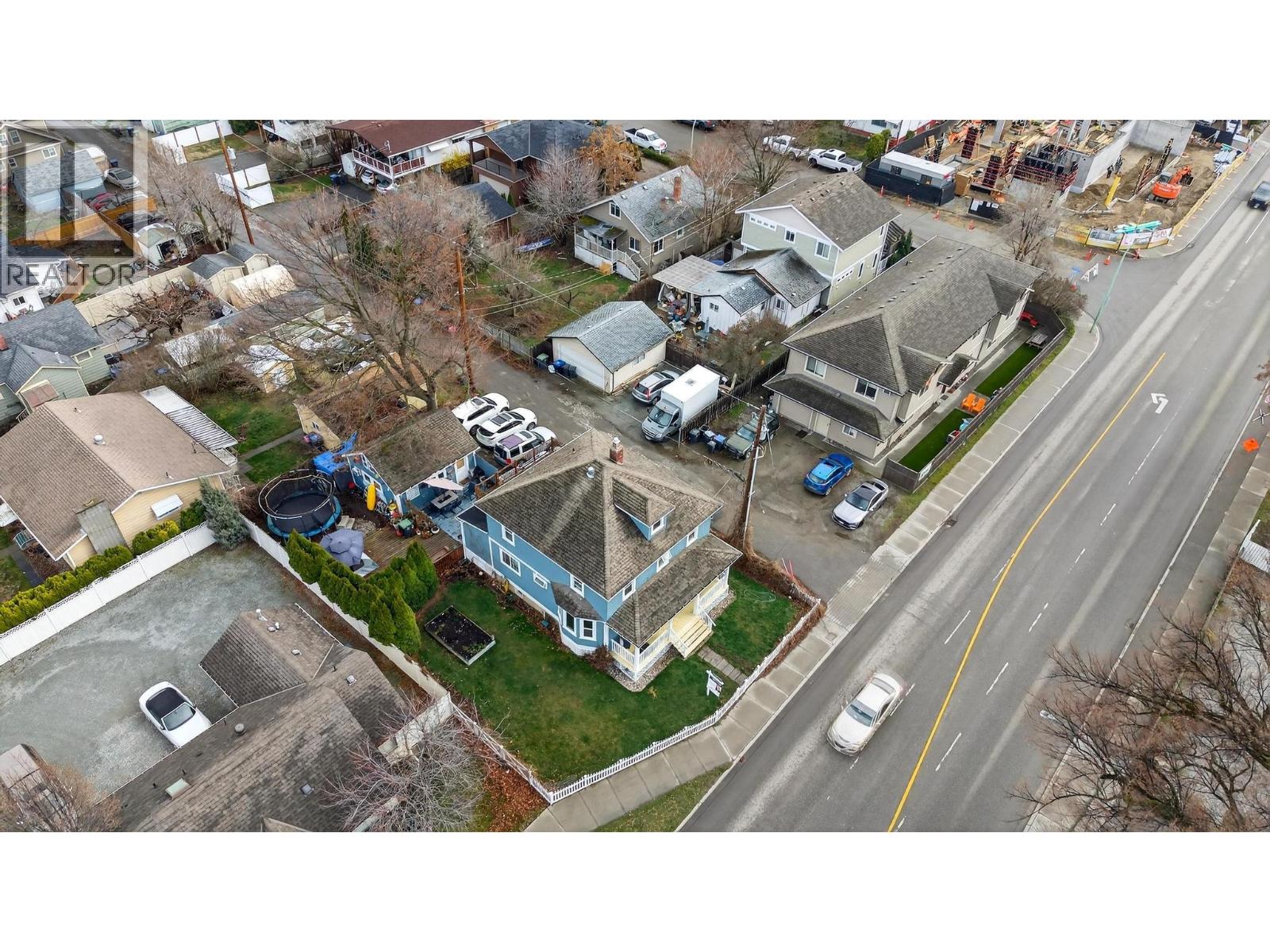 2319 Pandosy Street, Kelowna, British Columbia  V1Y 1T4 - Photo 32 - 10381905