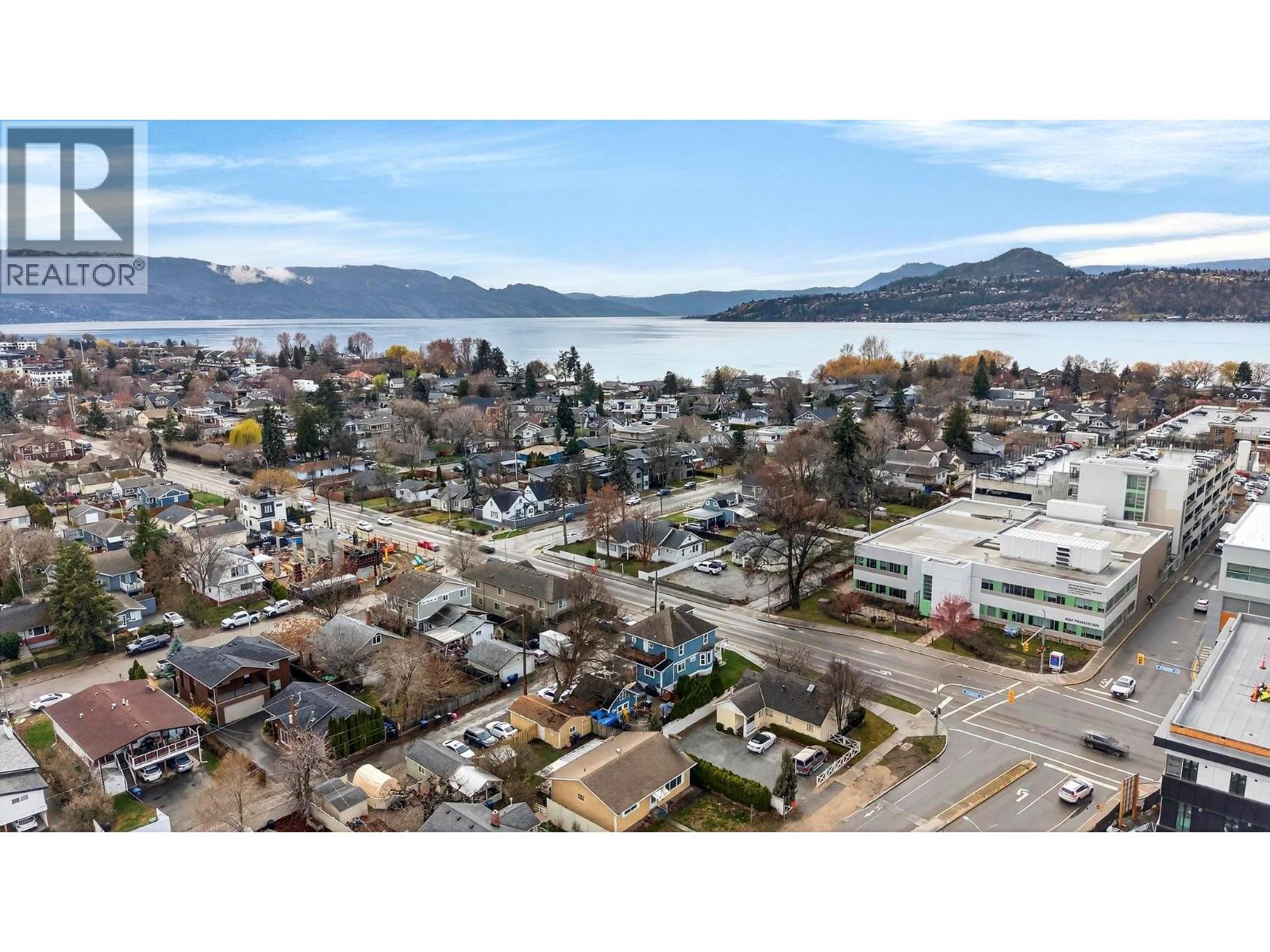 2319 Pandosy Street, Kelowna, British Columbia  V1Y 1T4 - Photo 4 - 10381905