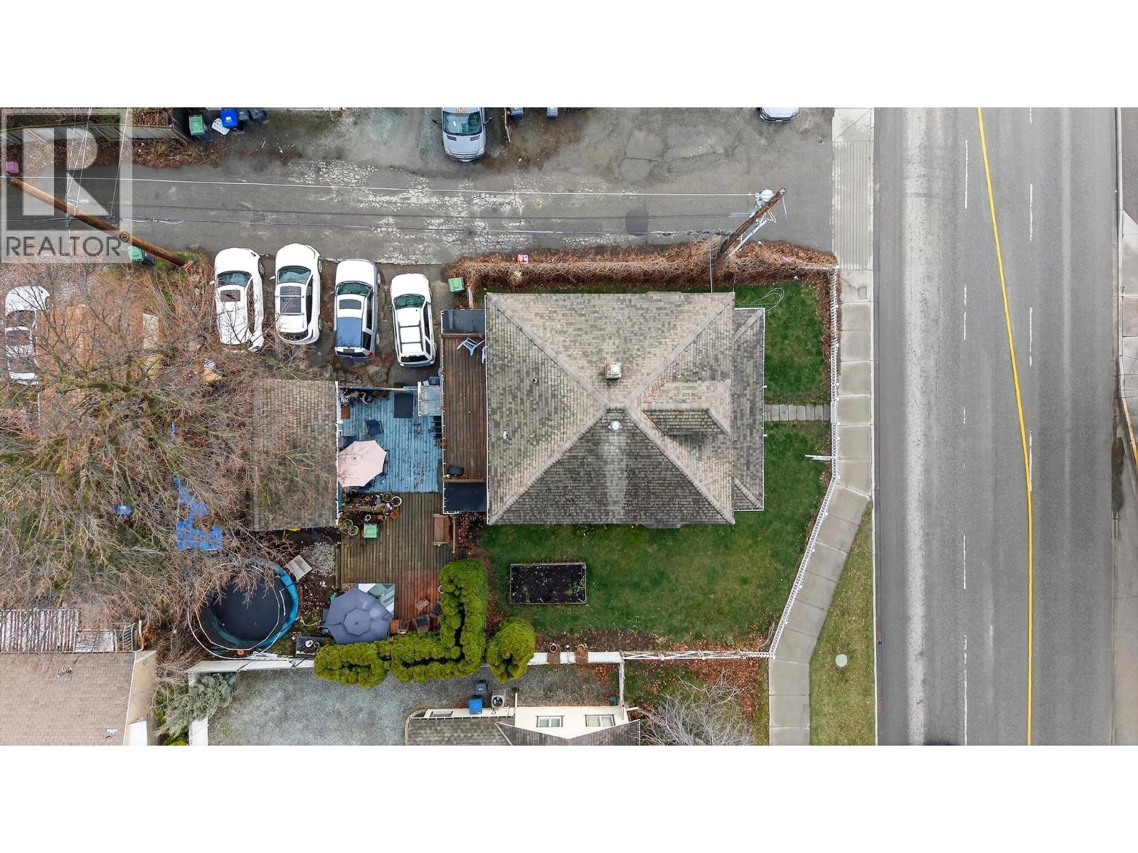 2319 Pandosy Street, Kelowna, British Columbia  V1Y 1T4 - Photo 5 - 10381905