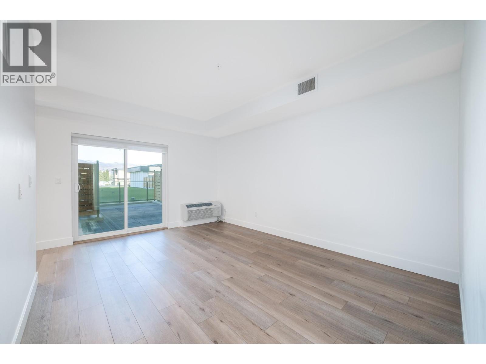 3642 Mission Springs Drive Unit# 204 Lot# 140, Kelowna, British Columbia  V1W 0E1 - Photo 9 - 10381772