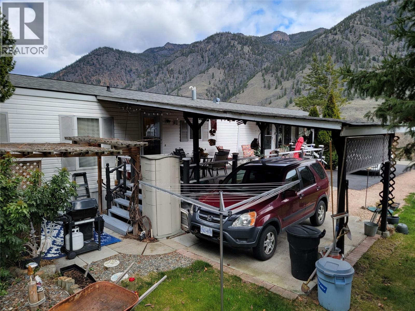 1292 Highway 3a Unit# 32, Keremeos, British Columbia  V0X 1N4 - Photo 5 - 10382009