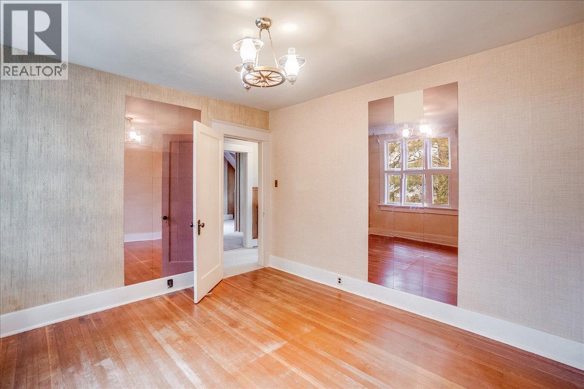 1107 Robertson Avenue, Nelson, British Columbia  V1L 1C2 - Photo 45 - 10381969