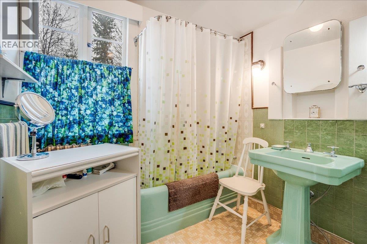 1107 Robertson Avenue, Nelson, British Columbia  V1L 1C2 - Photo 55 - 10381969