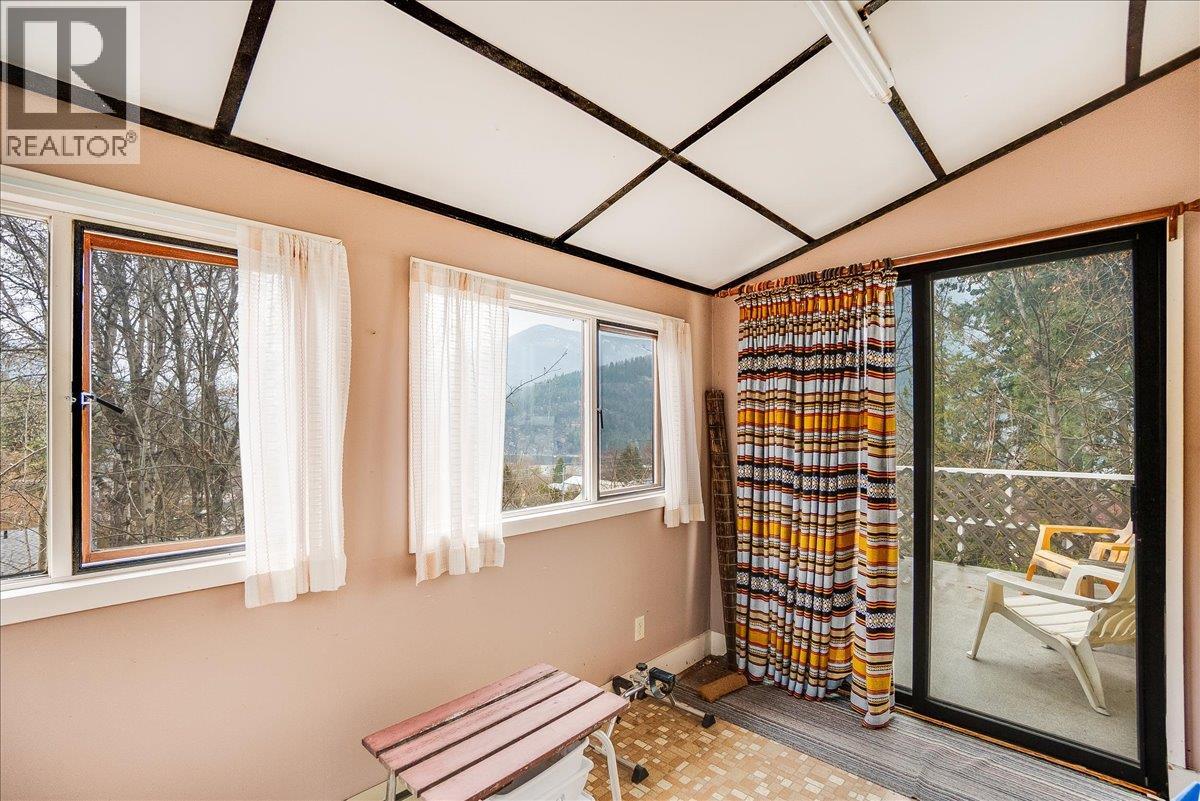 1107 Robertson Avenue, Nelson, British Columbia  V1L 1C2 - Photo 62 - 10381969