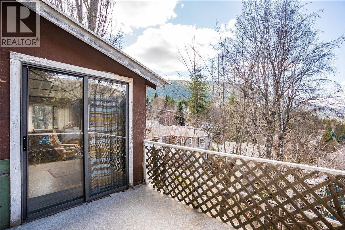 1107 Robertson Avenue, Nelson, British Columbia  V1L 1C2 - Photo 63 - 10381969