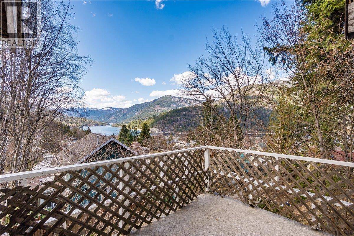 1107 Robertson Avenue, Nelson, British Columbia  V1L 1C2 - Photo 64 - 10381969