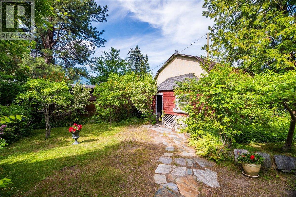 1107 Robertson Avenue, Nelson, British Columbia  V1L 1C2 - Photo 89 - 10381969