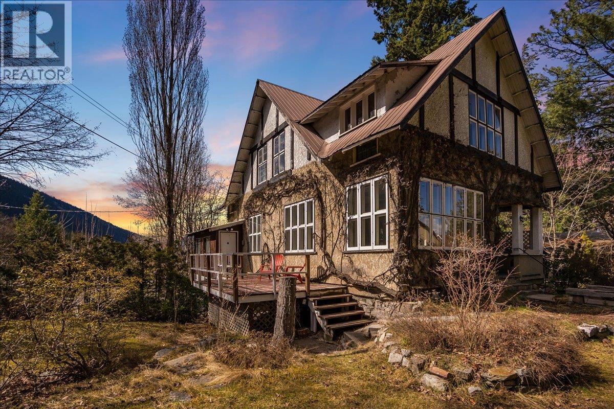 1107 Robertson Avenue, Nelson, British Columbia  V1L 1C2 - Photo 91 - 10381969