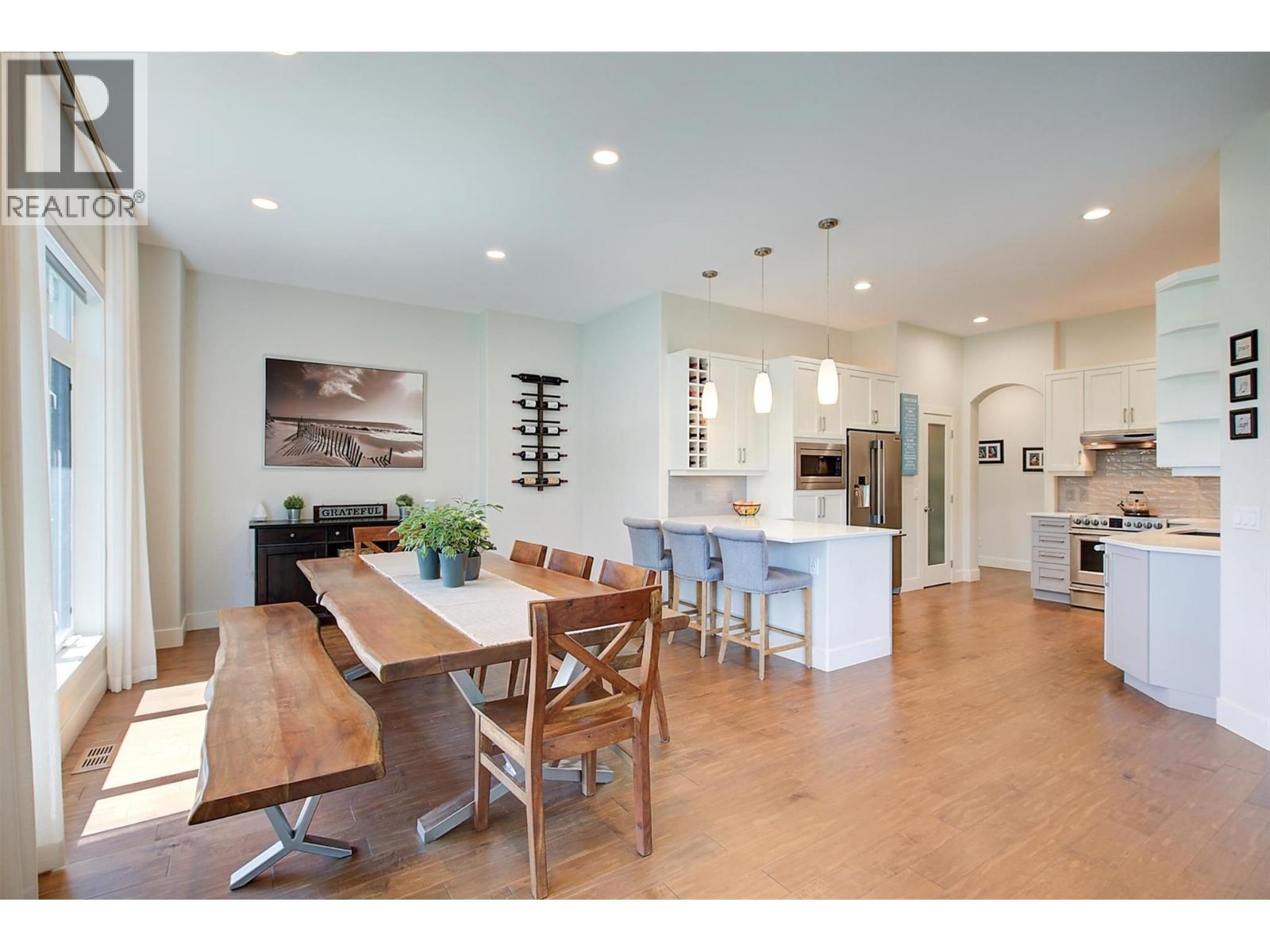 4048 Gallaghers Terrace, Kelowna, British Columbia  V1W 3Z8 - Photo 8 - 10381546