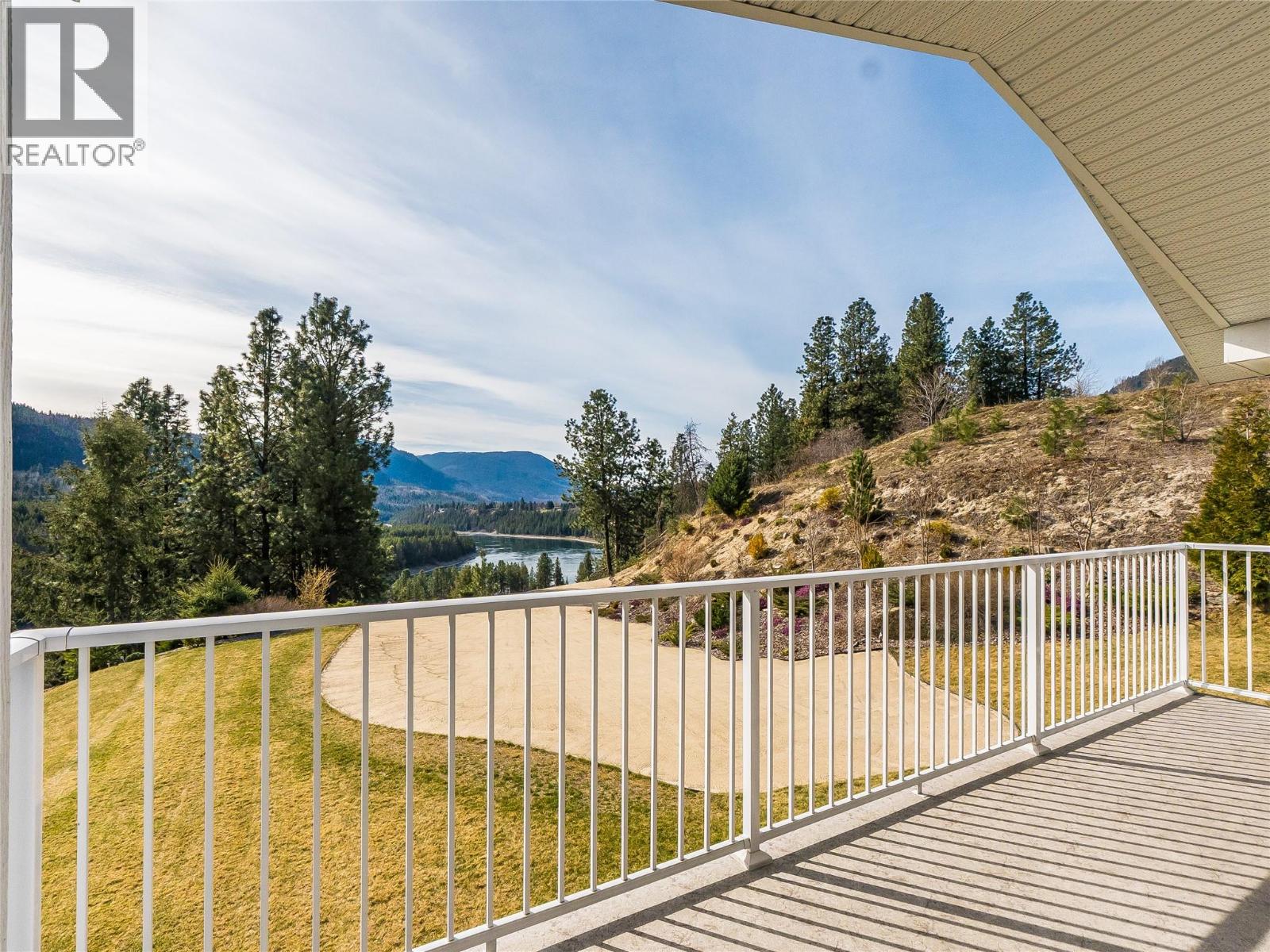 3835 5th Avenue, Castlegar, British Columbia  V1N 4Y5 - Photo 48 - 10381415
