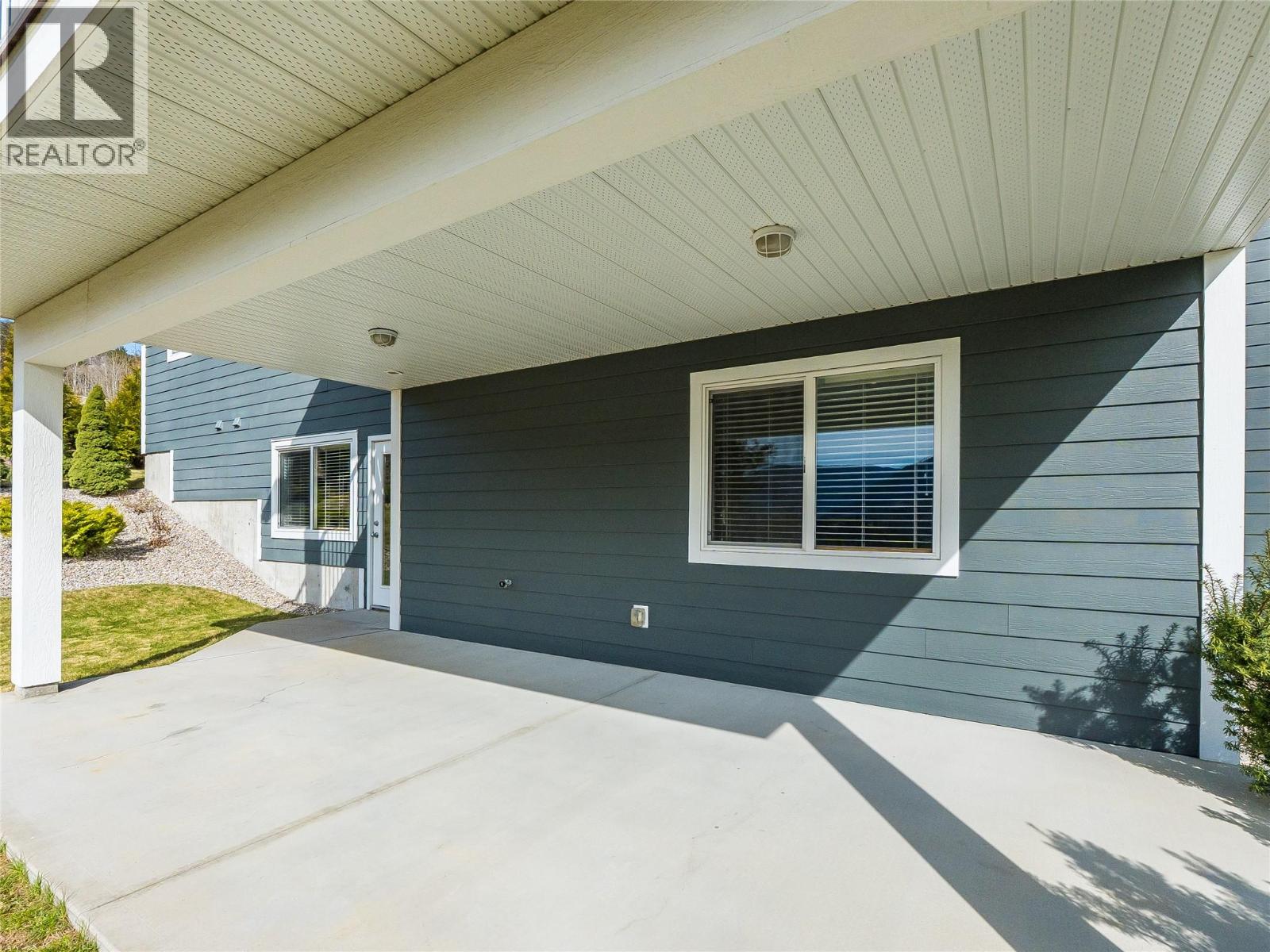 3835 5th Avenue, Castlegar, British Columbia  V1N 4Y5 - Photo 54 - 10381415