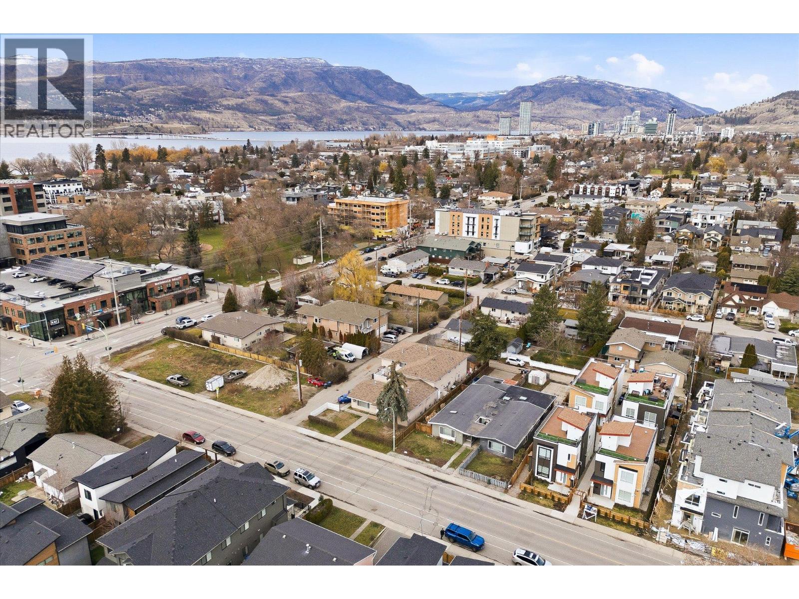 740 & 746 Raymer Avenue, Kelowna, British Columbia  V1Y 4Z8 - Photo 70 - 10381957